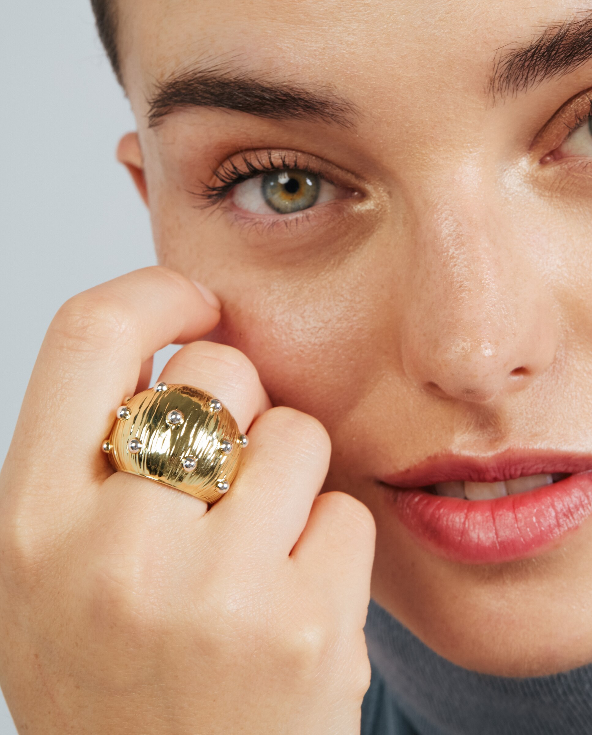 Anillo africa acabado en oro amarillo de 18k - Luxenter - Dorado Dorado-4