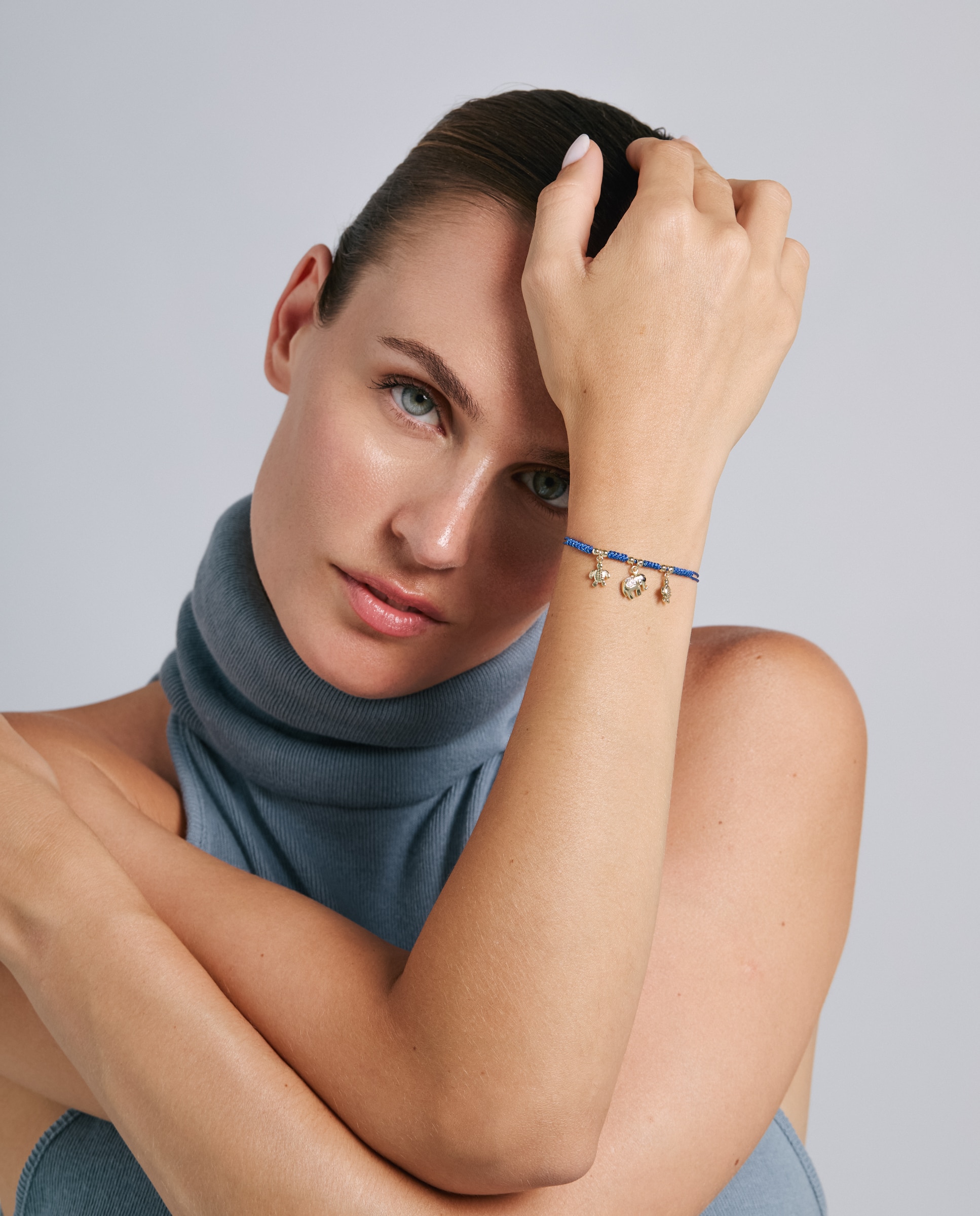 Pulsera africa con circonita acabada en oro de 18k - Luxenter - Azul Azul-2