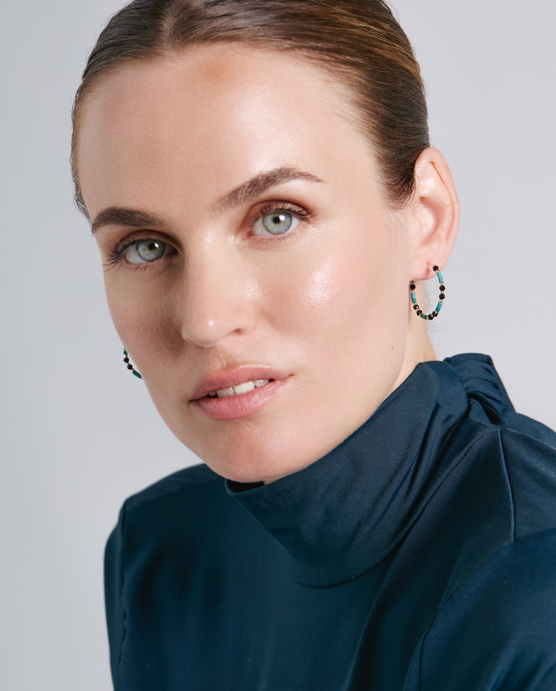 Pendientes africa con acabados en oro de 18k - Luxenter - Azul Azul-5