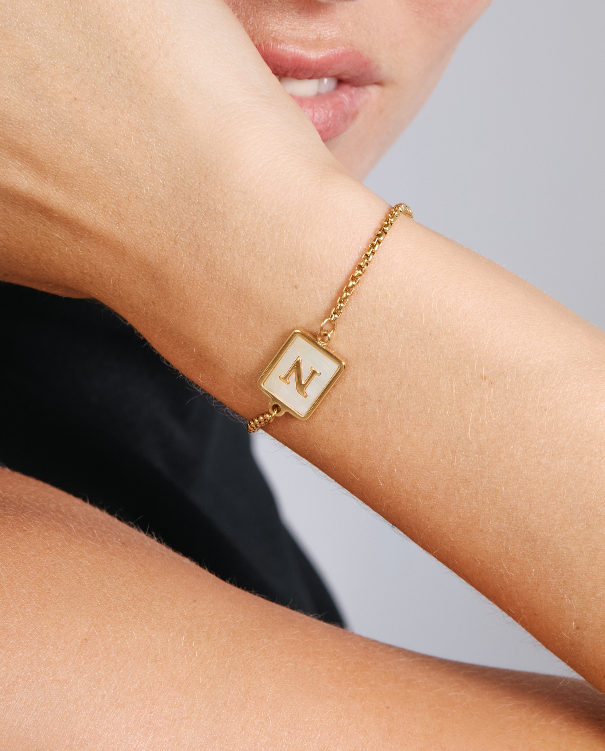 Pulsera de acero acabada en oro amarillo 18k con madreperla - Luxenter - Dorado Dorado-4