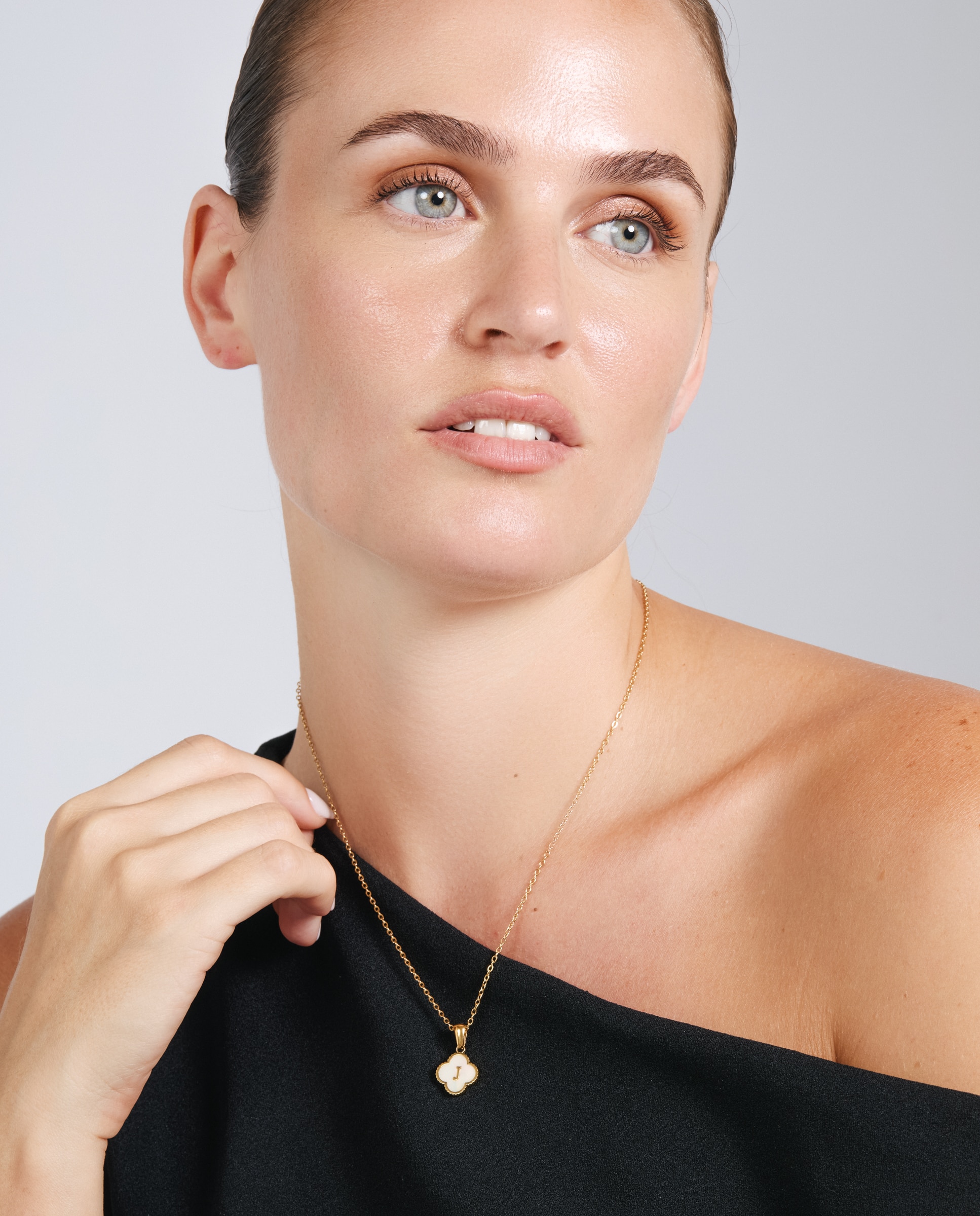 Collar letras de acero con madreperla acabado en oro de 18k - Luxenter - Blanco Blanco-5