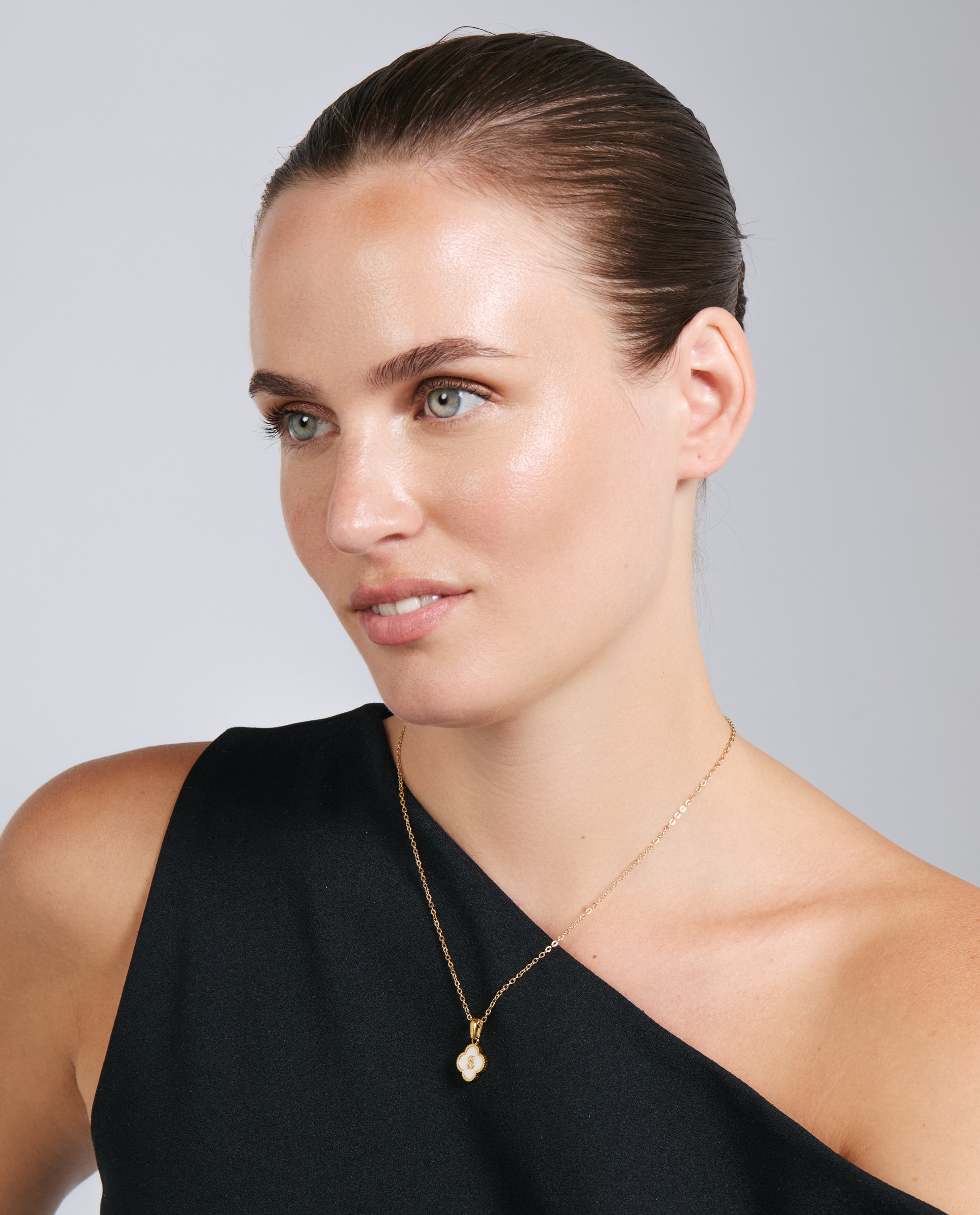 Collar letras de acero con madreperla acabado en oro de 18k - Luxenter - Blanco Blanco-2