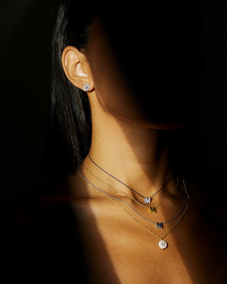 Colgante Letras acabado en rodio con circonita brillante Blanco-2