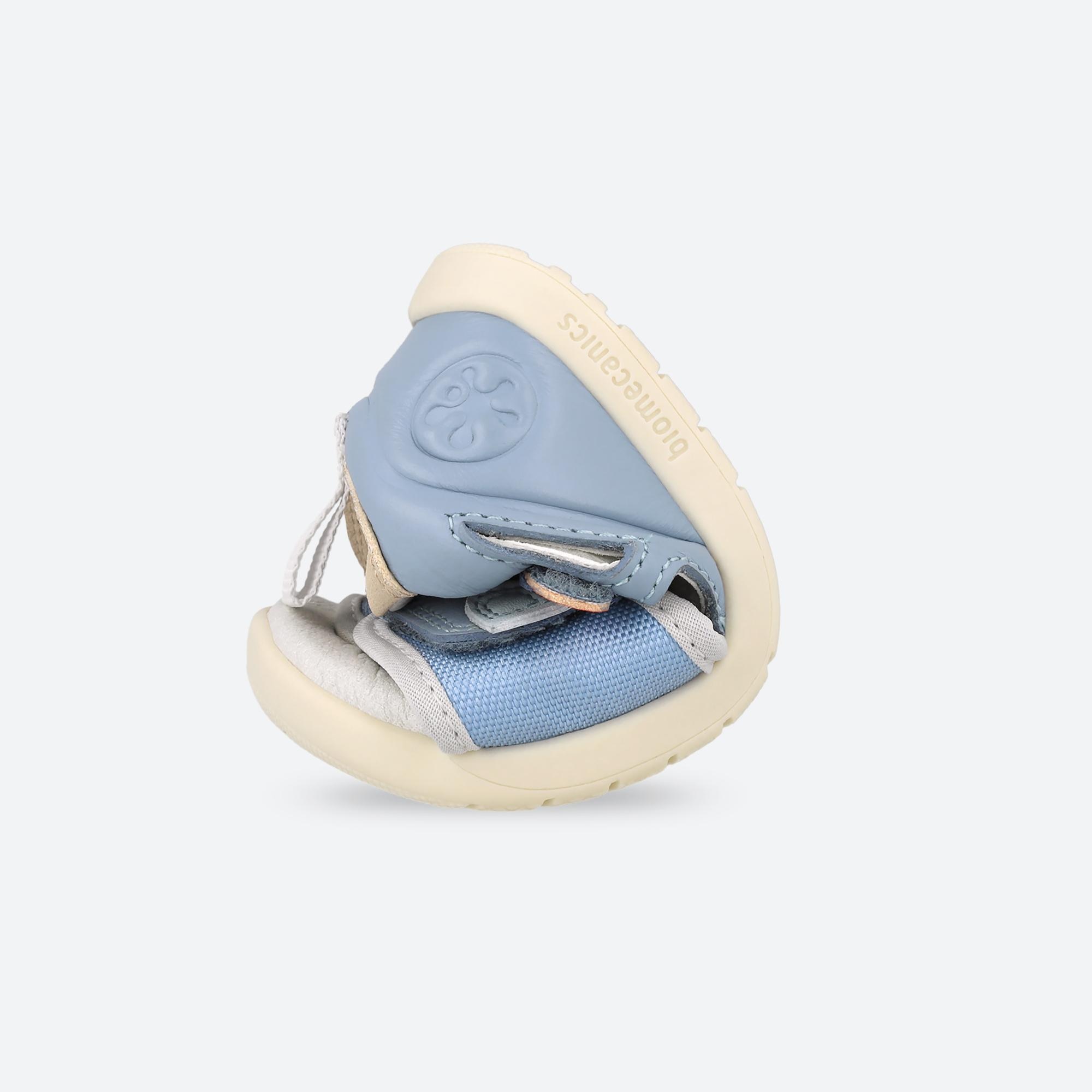 Sandalias de bebés de piel respetuosas con el crecimiento natural del pie con cierre adherente - Biomecanics - Azul claro Azul claro-3