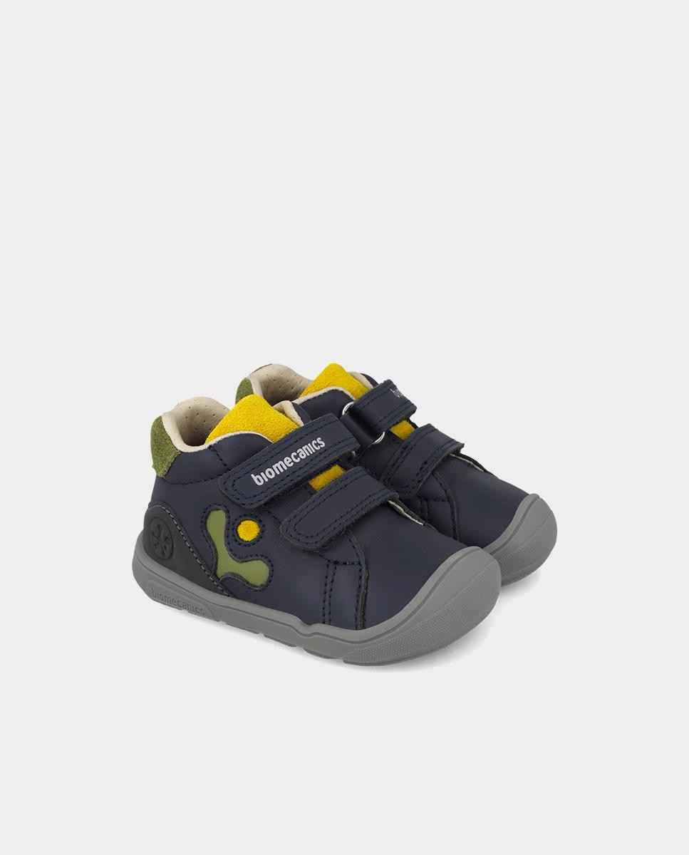 Imagen 2 de Botines barefoot de niño en piel para primeros pasos con puntera reforzada. - Biomecanics - Azul marino Azul marino