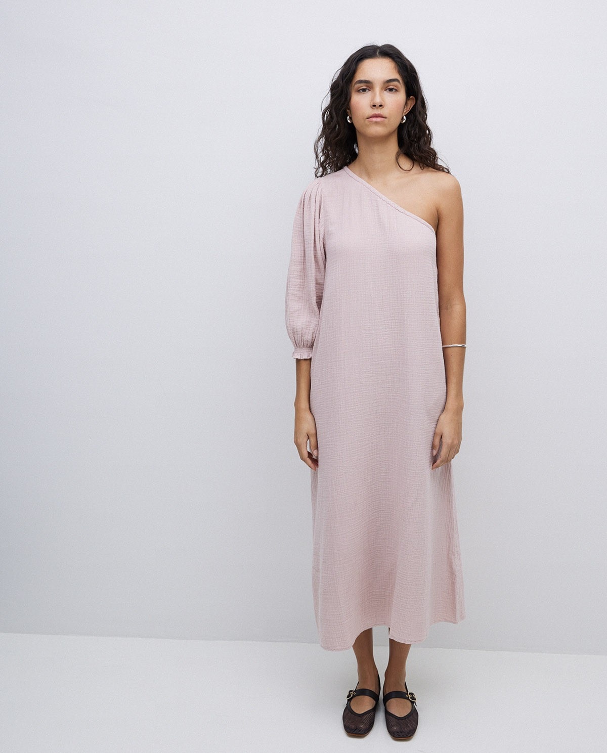 Vestido midi asimétrico doble gasa