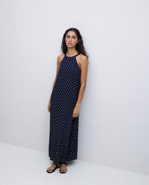 Imagen 0 de Vestido largo con cuello halter y botonn en la espalda