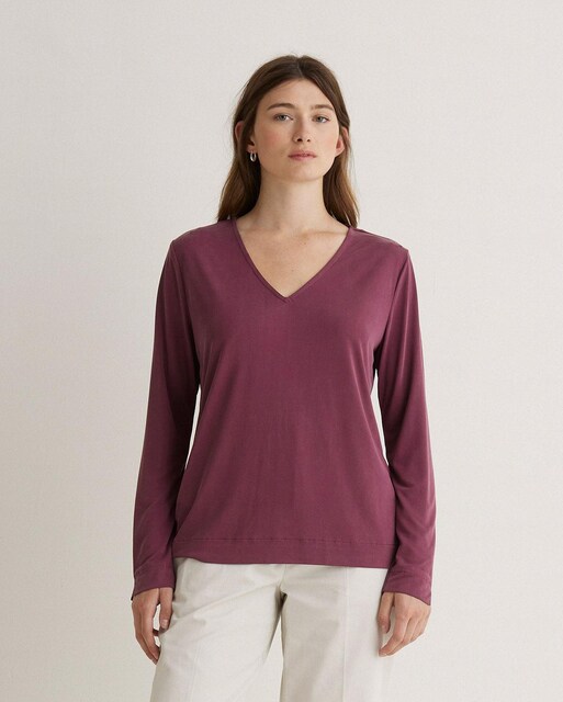 Imagen 0 de Camiseta de mujer de manga larga y cuello pico