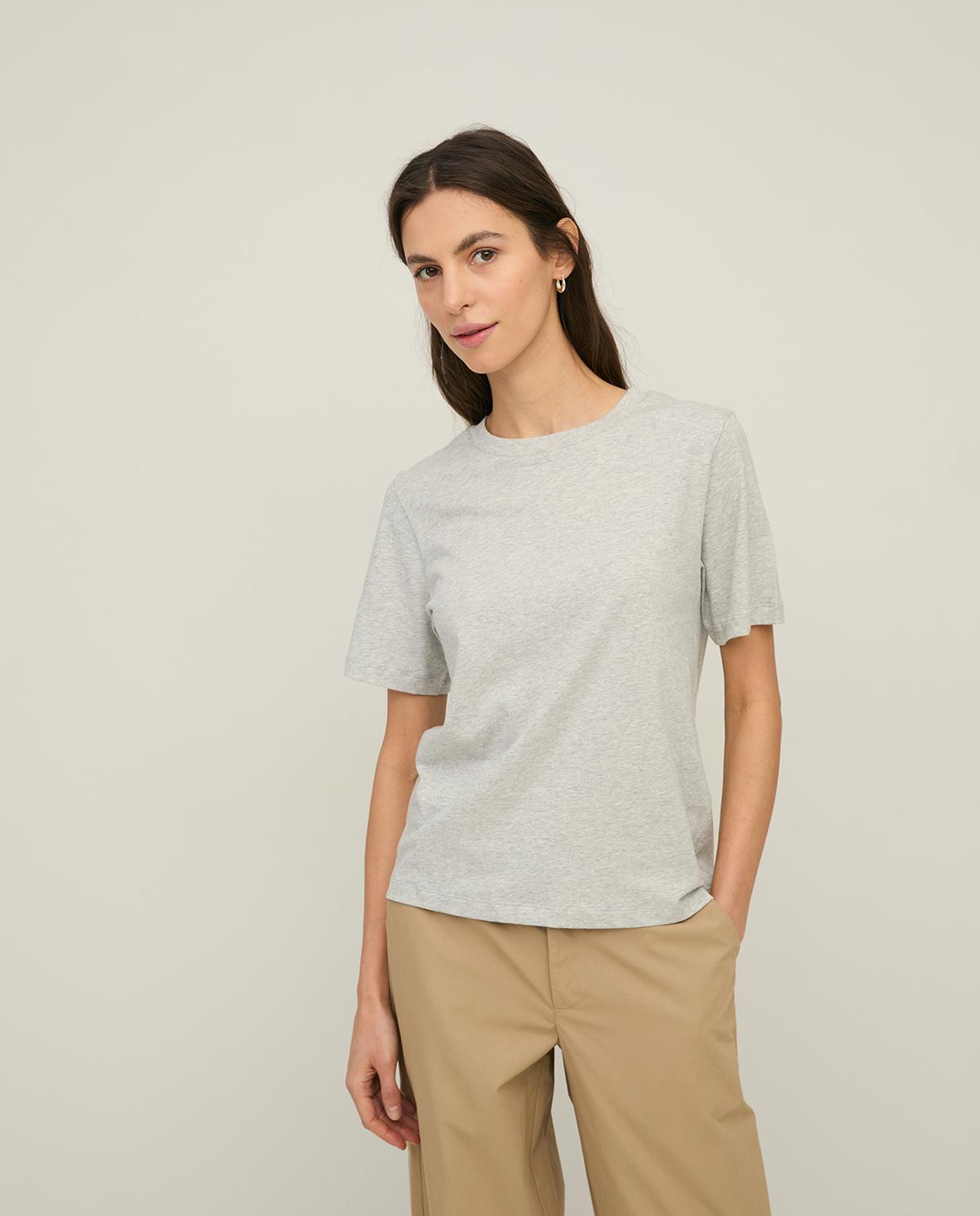 Yerse - Camiseta de mujer con cuello redondo y manga corta.