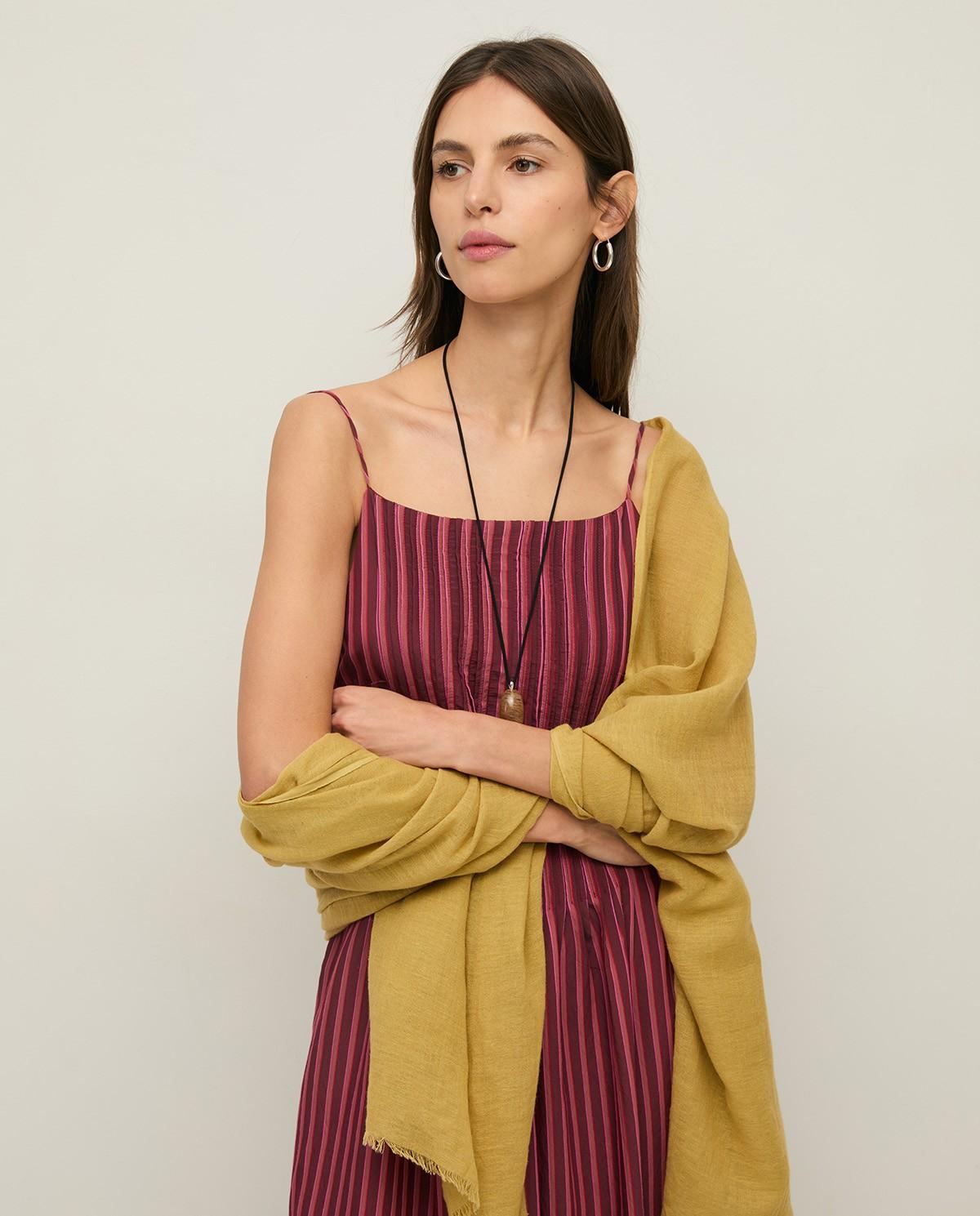 Vestido de tirantes midi con rayas