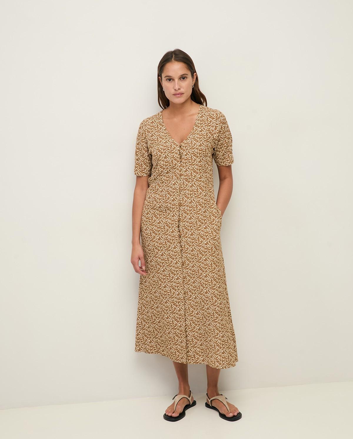 Yerse - Vestido midi con bolsillos laterales y estampado floral.