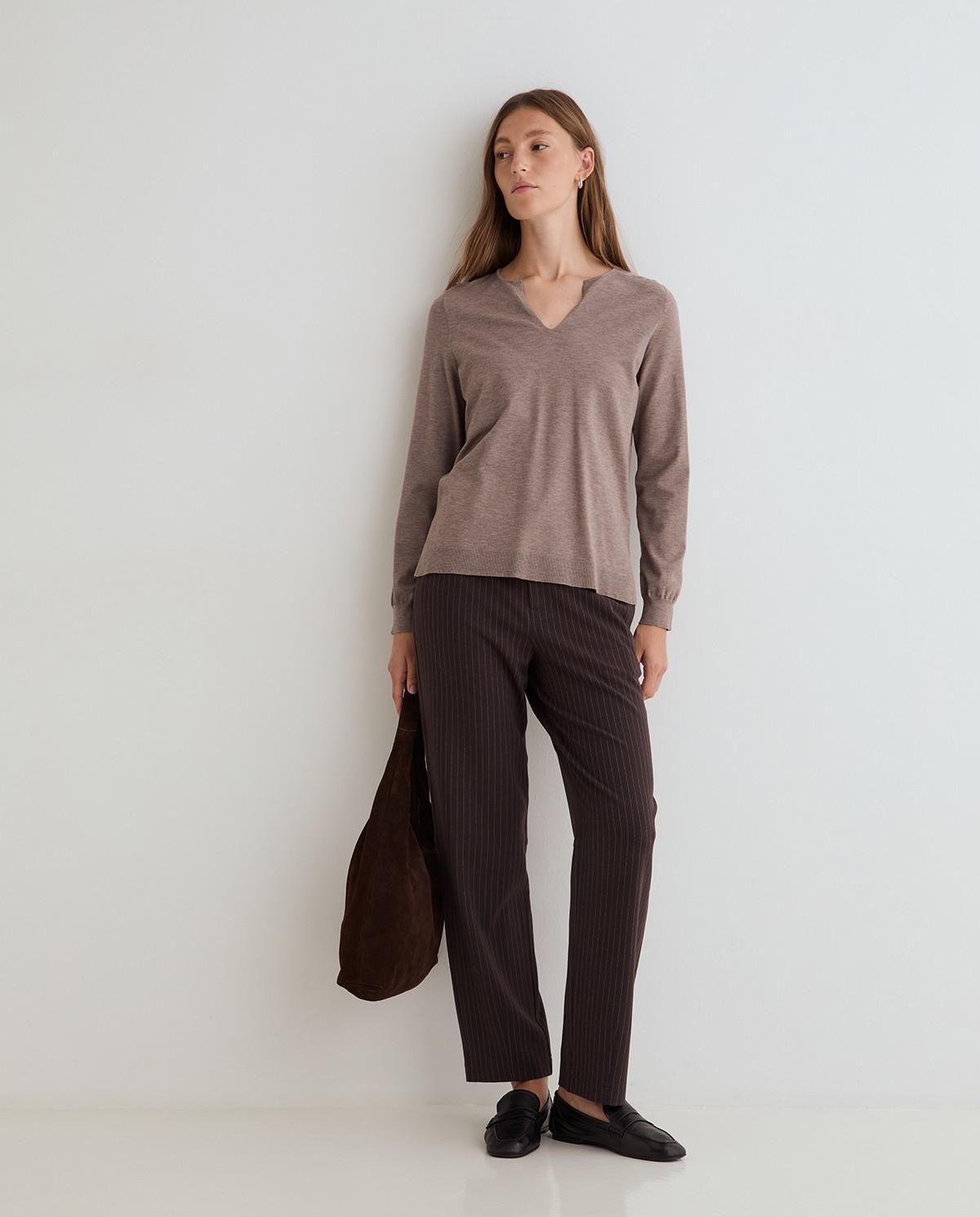 Jersey de mujer en punto fino con cuello pico - Yerse - Gris Gris-5