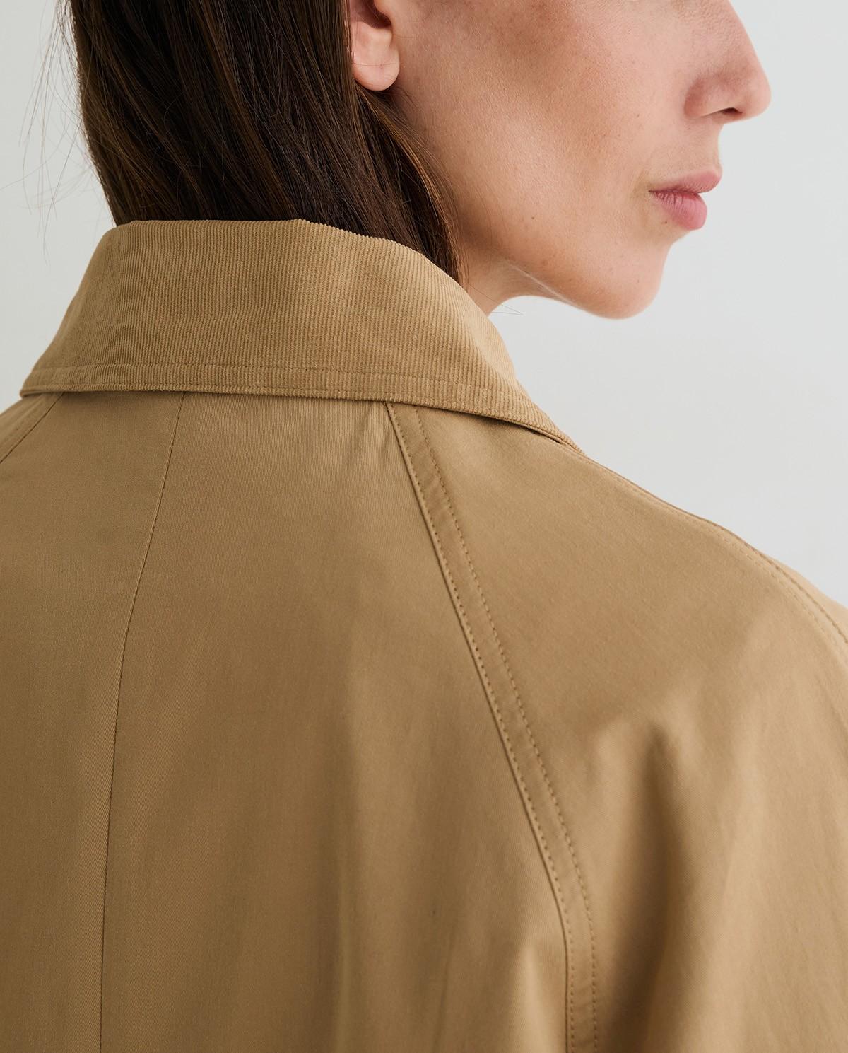 Gabardina corta de mujer con botonadura oculta - Yerse - Marrón claro Marrón claro-5