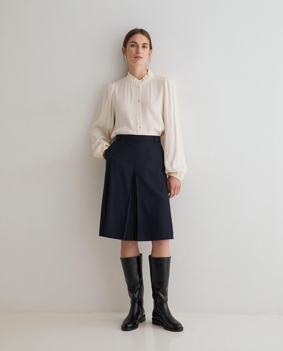 Imagen 5 de Camisa de mujer con cuello mao y detalle de volantes - Yerse - Natural Natural