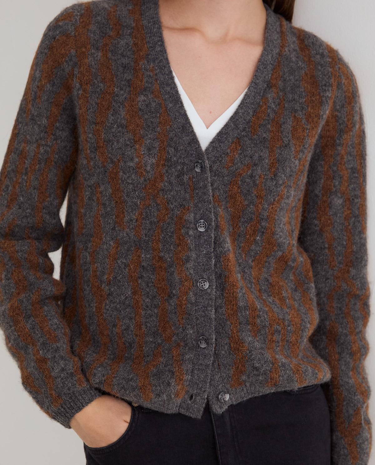 Imagen 3 de Cárdigan de punto jacquard de mujer con cuello pico - Yerse - Gris Gris