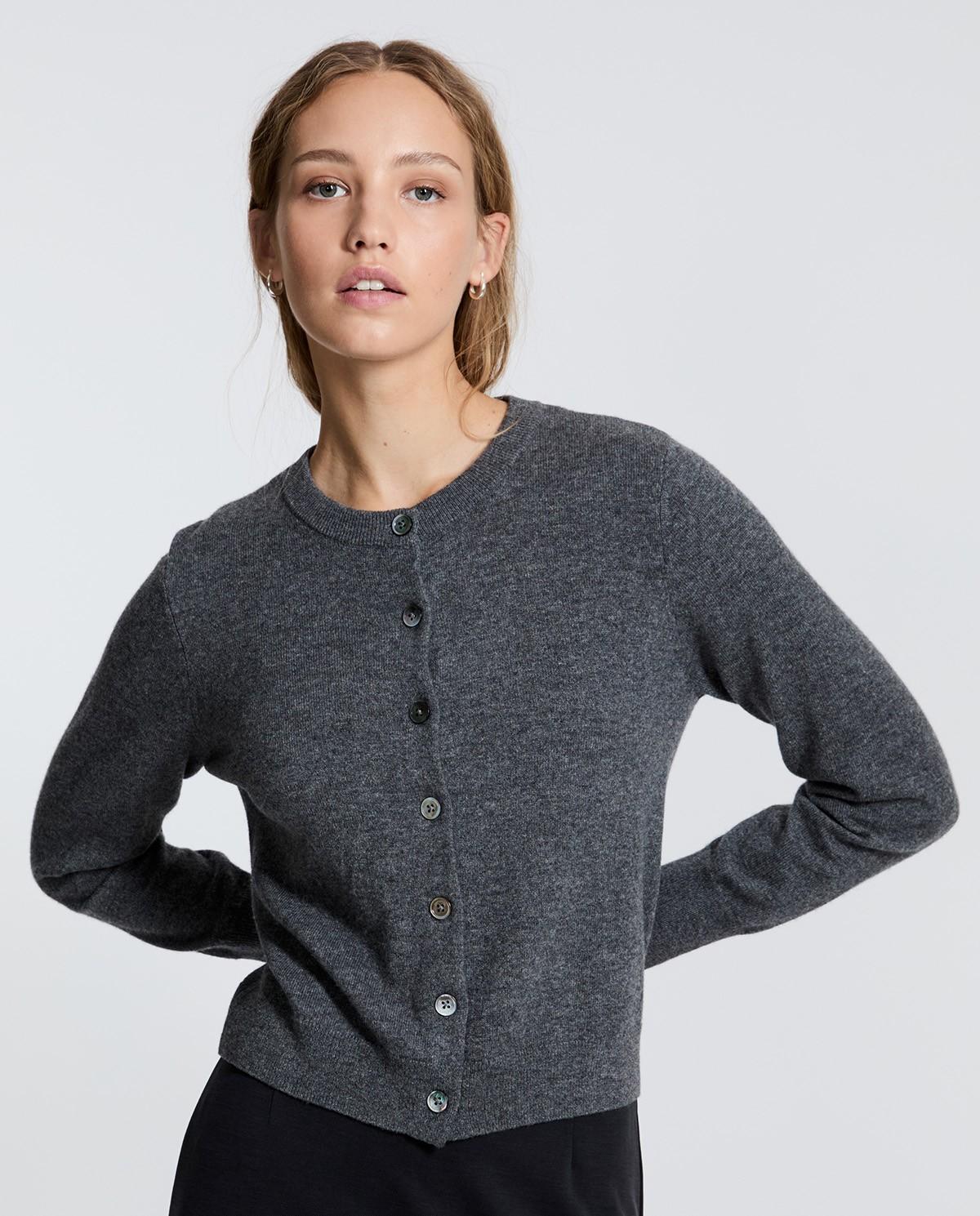 Imagen 1 de Cárdigan de mujer 100% cashmere con escote redondo Gris