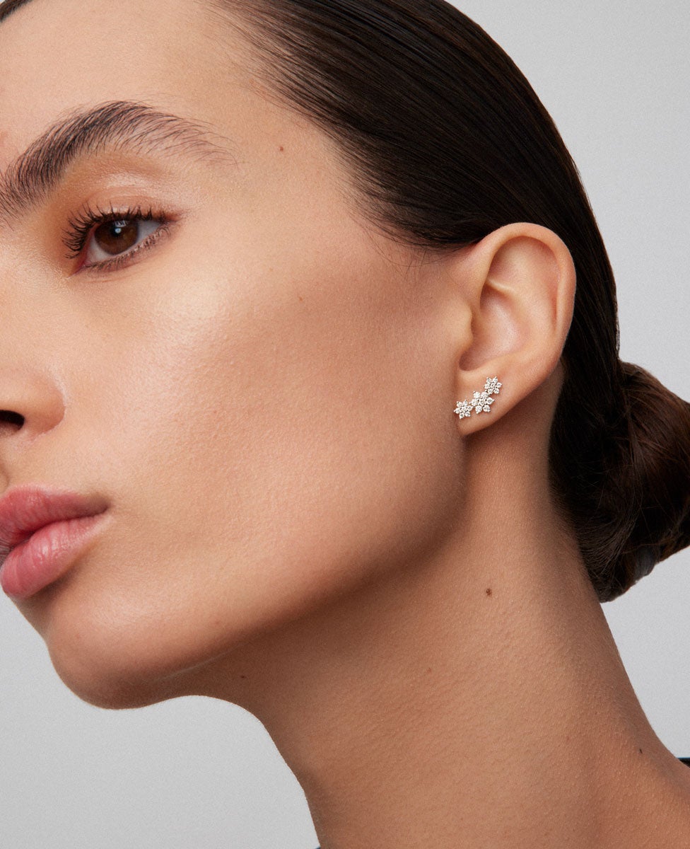 Pendientes trepadores de oro blanco de 18K con diamantes en talla brillante y forma de estrella - SUAREZ - Blanco Blanco-4