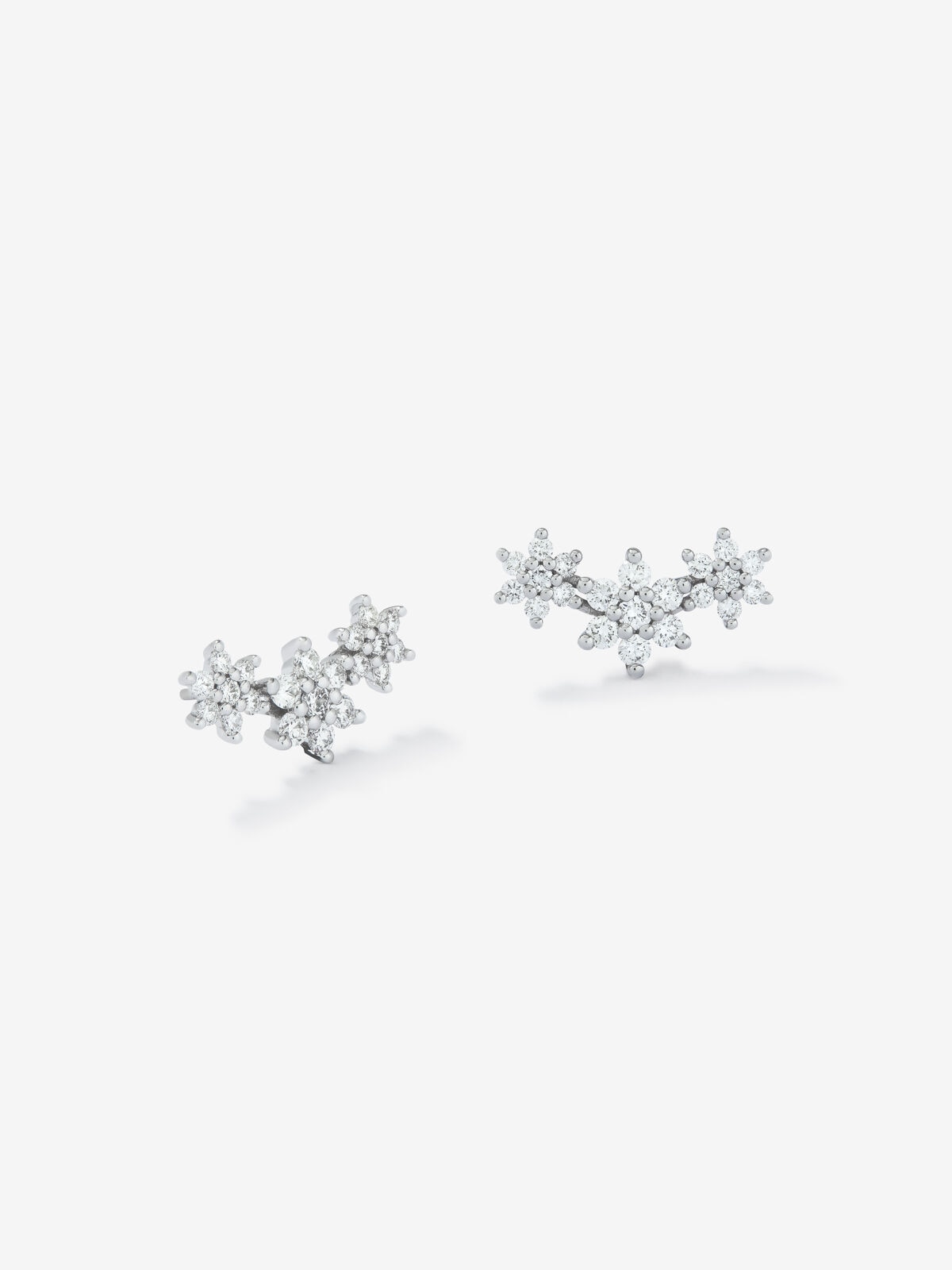 Pendientes trepador de flor de oro blanco con diamantes - SUAREZ - Blanco Blanco-3