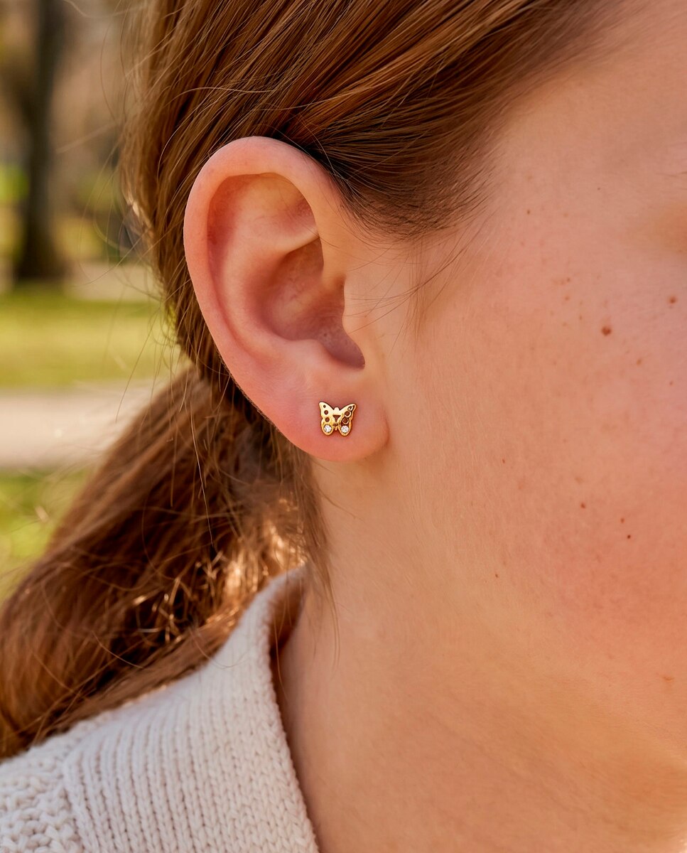 Pendientes basics de oro amarillo 9k acabado brillo con circonita y motivo mariposa - Time Road - Blanco Blanco-2