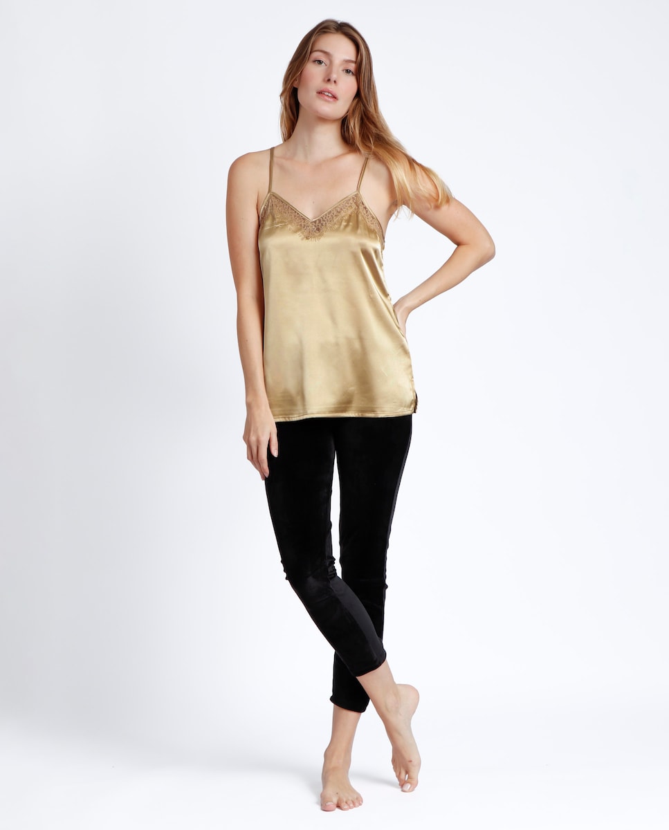 Ropa Interior De Canalé En Varios Colores Y Diseños - C&A