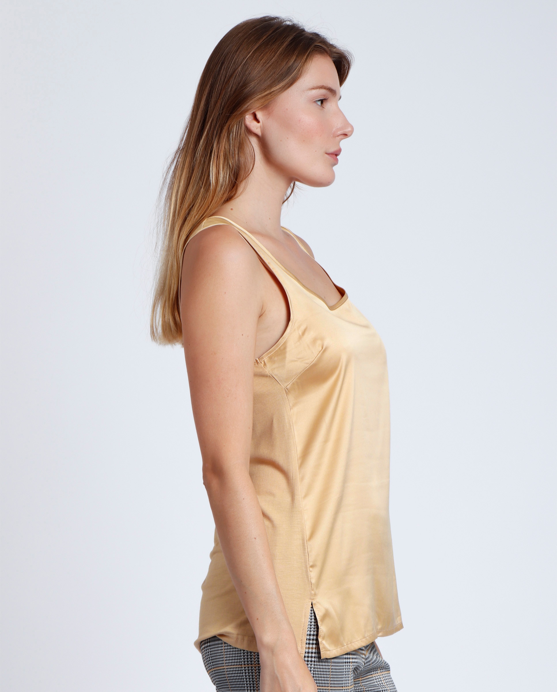 Camiseta interior de mujer sin mangas de tela satén - Admas - Crema Oro-2