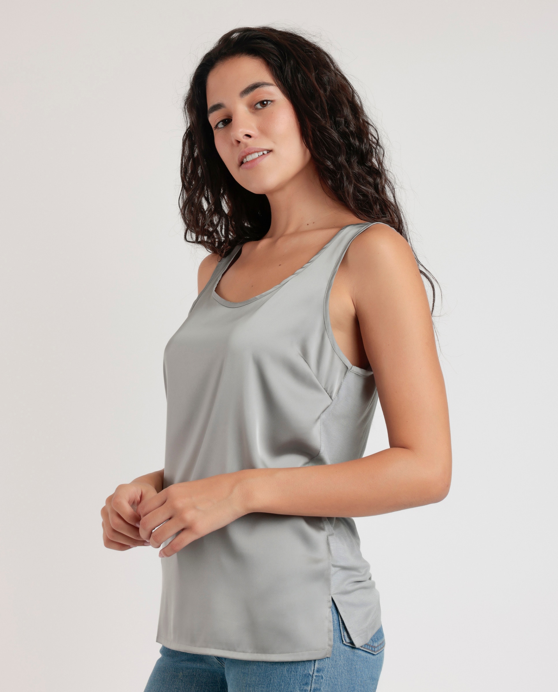 Camiseta interior de mujer sin mangas de tela satén - Admas - Gris claro Gris claro-2