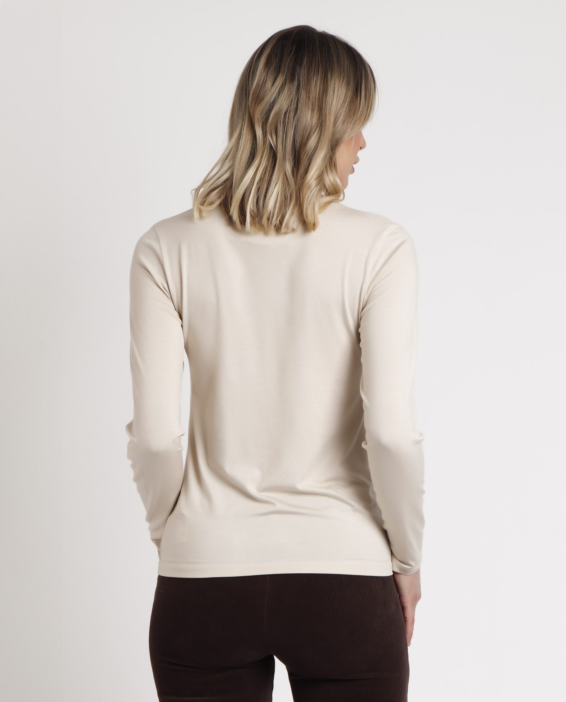 Camiseta interior de mujer de manga larga de tela satén - Admas - Crema Crema-3
