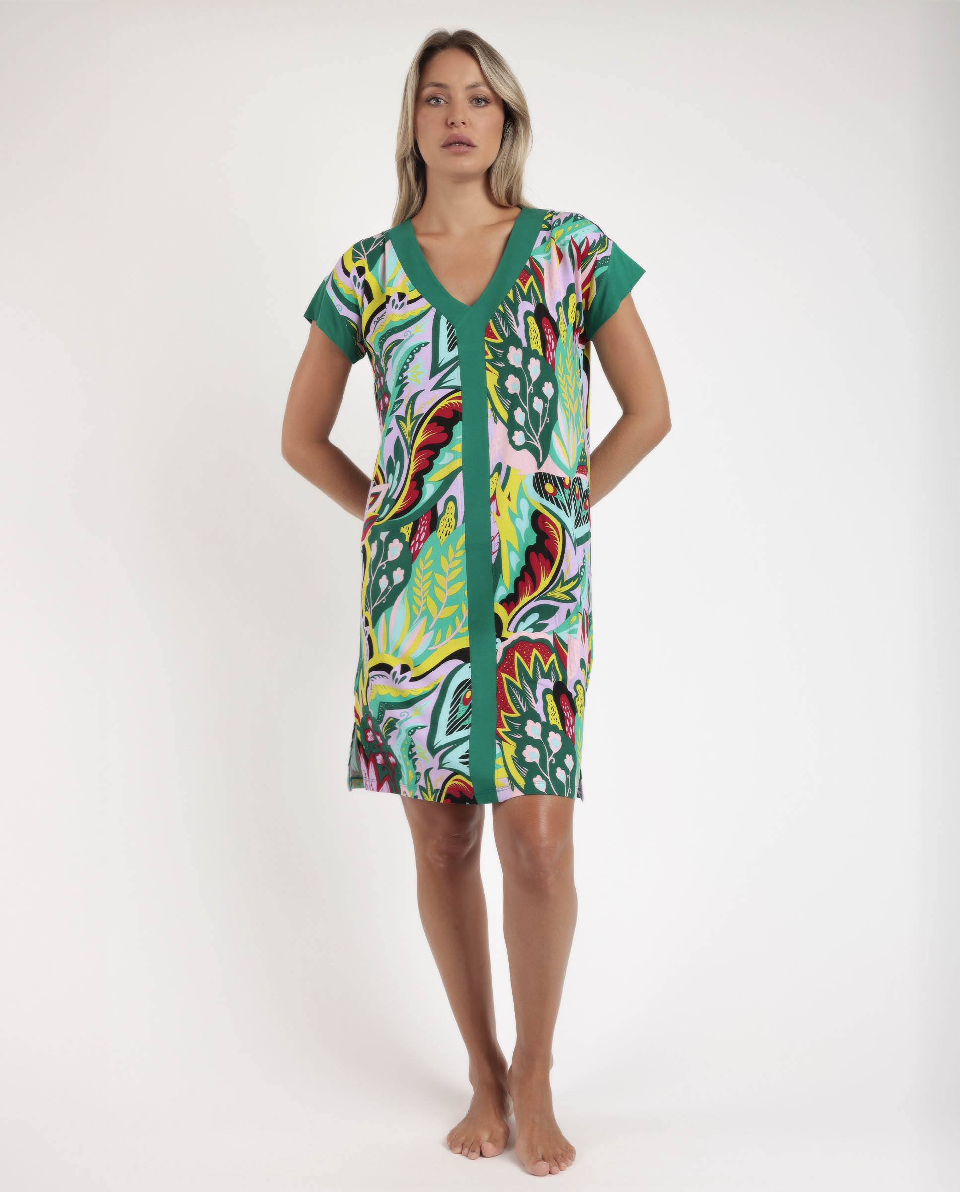 Imagen 0 de Camisón de mujer de punto viscosa con estampado multicolor Multicolor