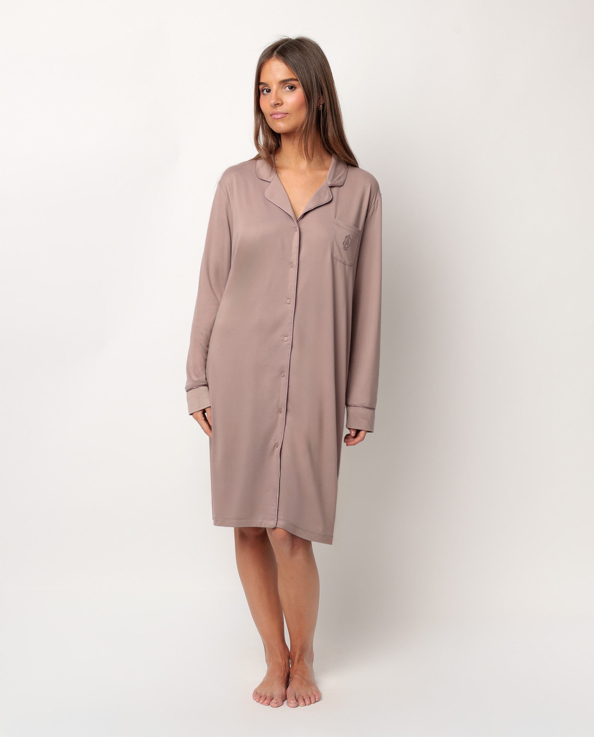 Imagen 0 de Camisón largo de mujer de punto de microfibra Marrón claro