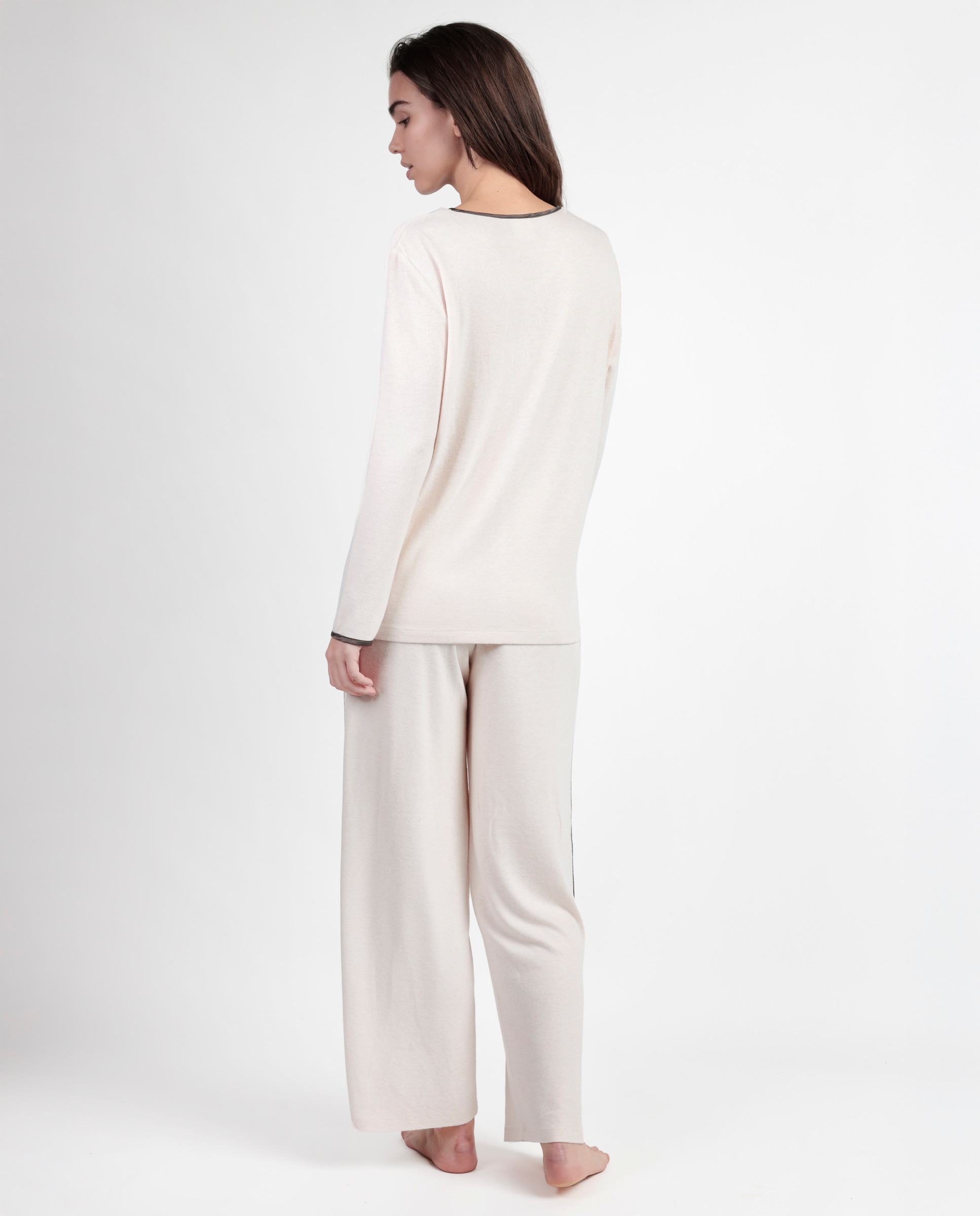 Pijama largo de mujer de tela satén - Admas - Beige Beige-3