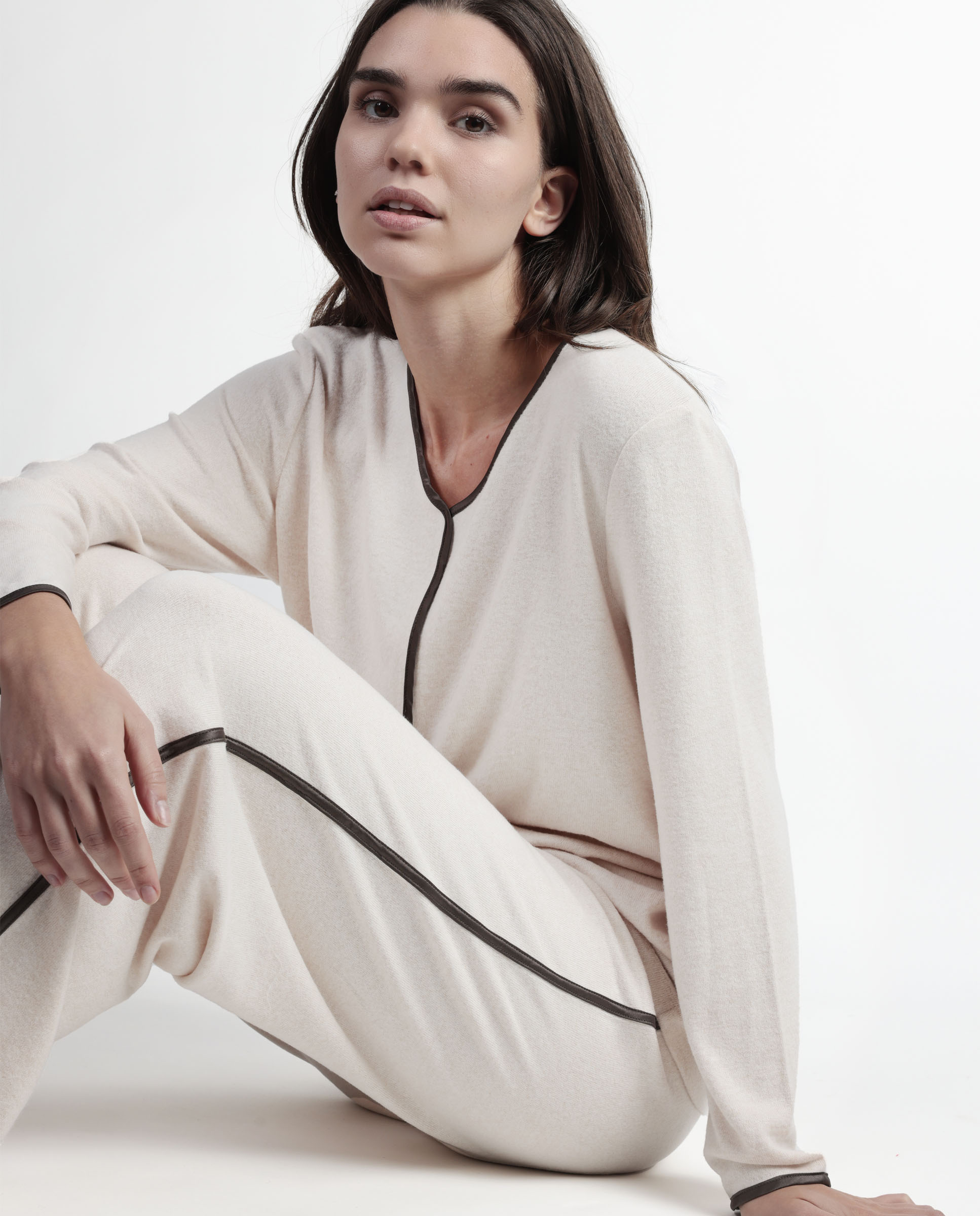 Pijama largo de mujer de tela satén - Admas - Beige Beige-4