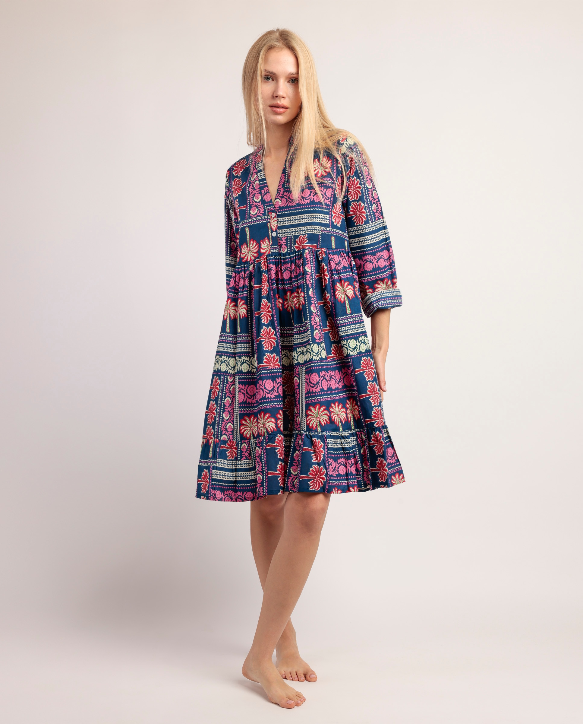 Imagen 0 de Vestido de manga larga de tela viscosa corto Azul