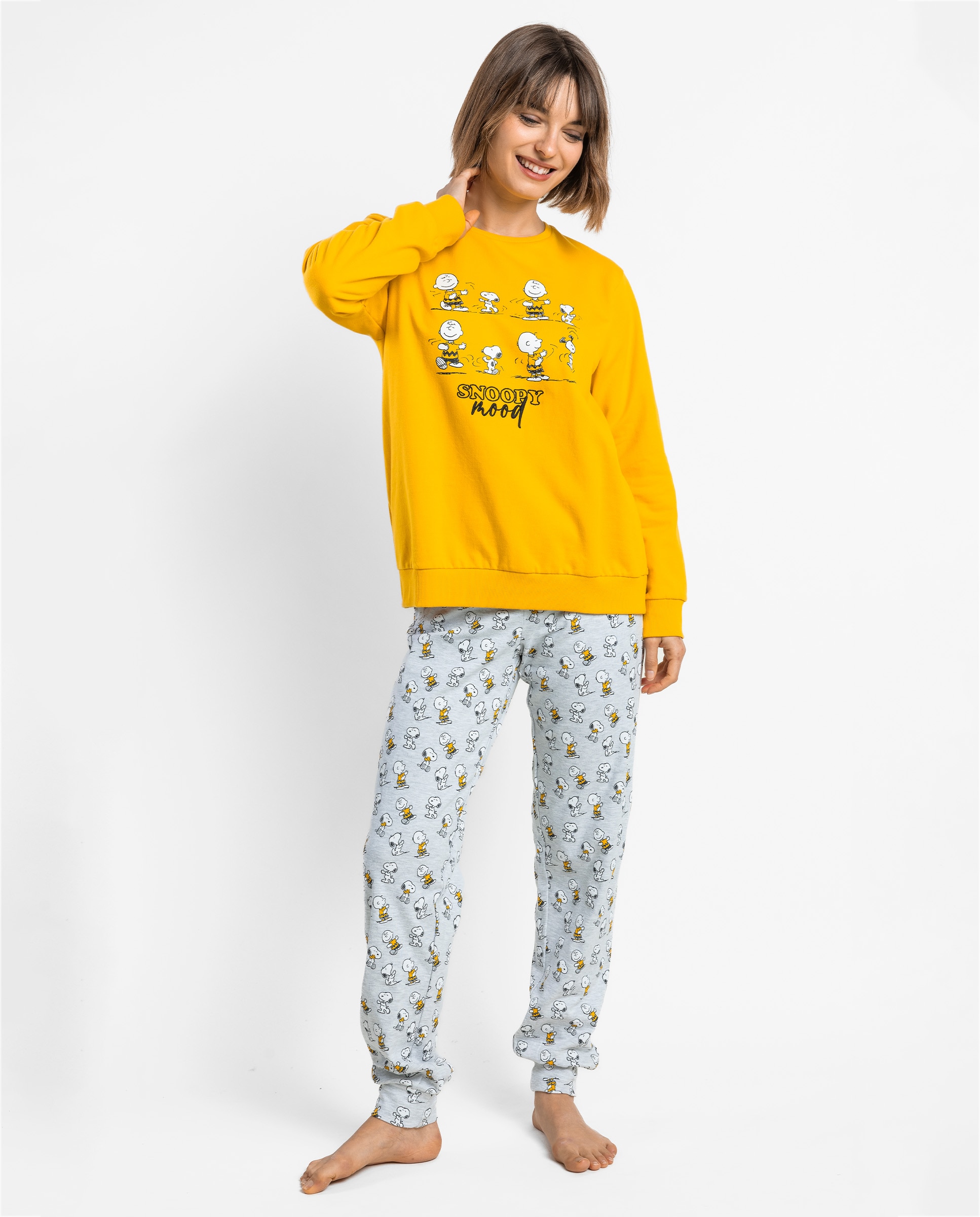 Imagen 0 de Pijama largo de mujer de tejido felpa Amarillo