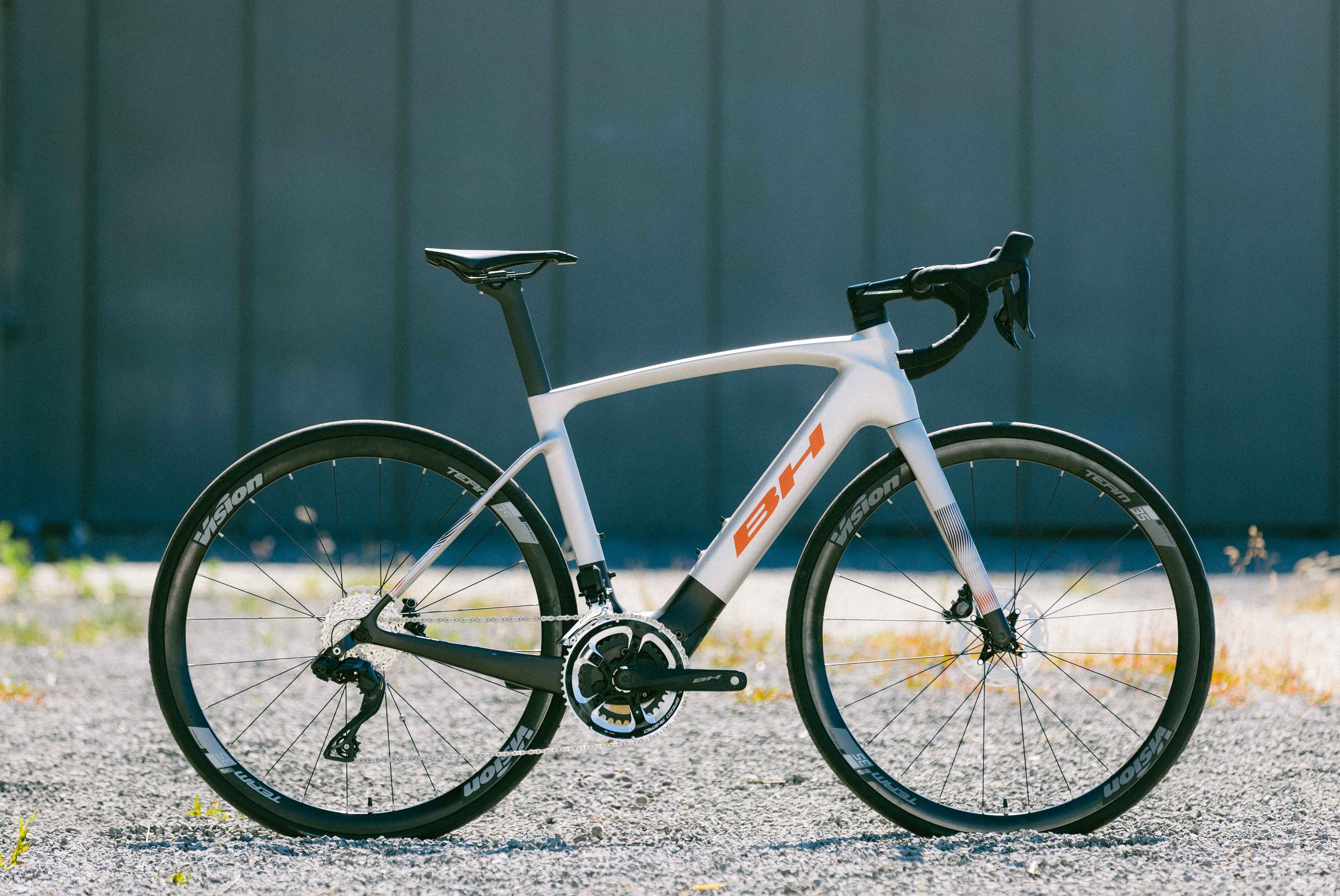 Imagen 2 de Bicicleta iRS1 CARBON 1.5 BH Bikes - Blanco / Naranja Blanco / Naranja