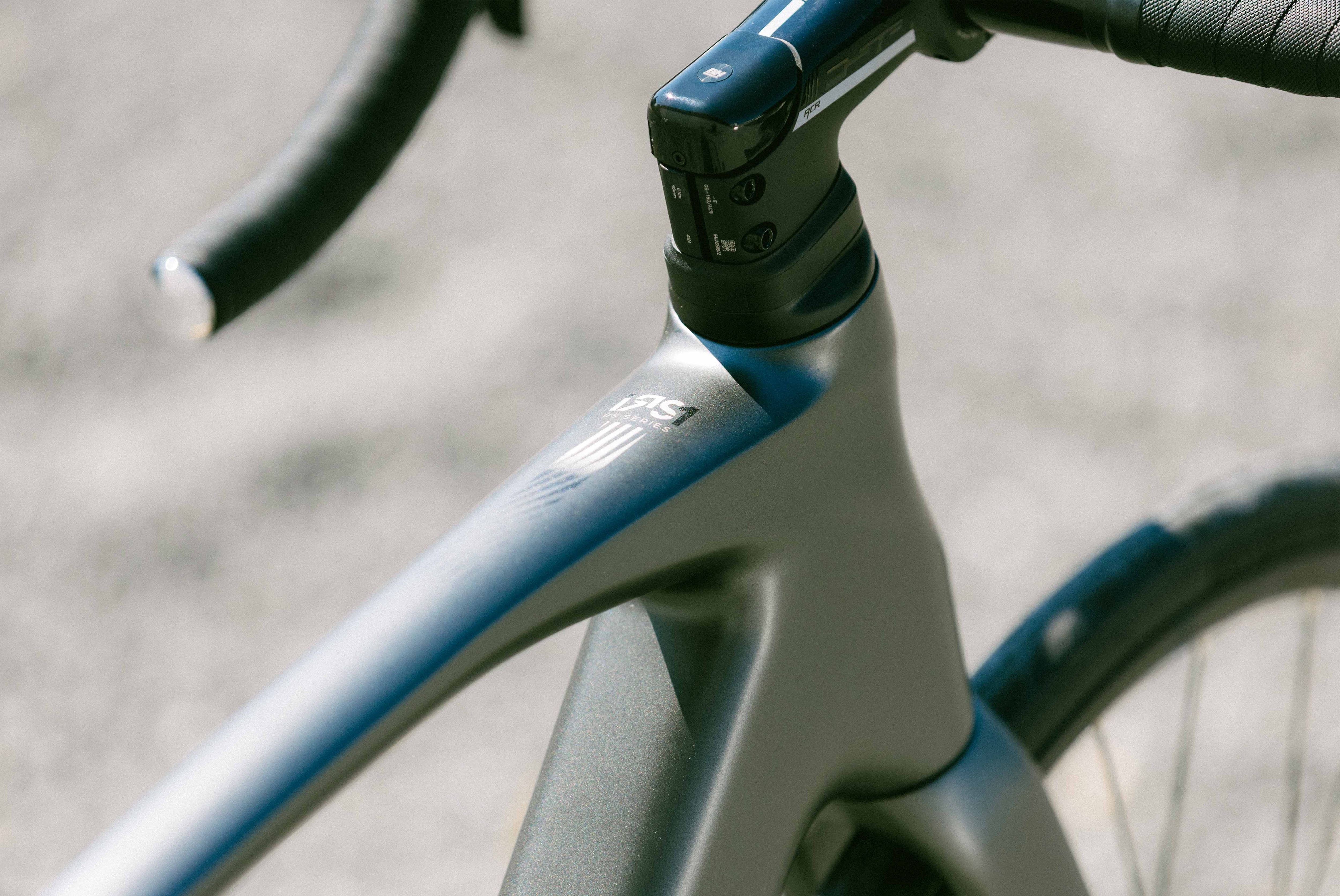 Bicicleta iRS1 CARBON 1.4 BH Bikes - Blanco / Marrón Blanco / Marrón-4