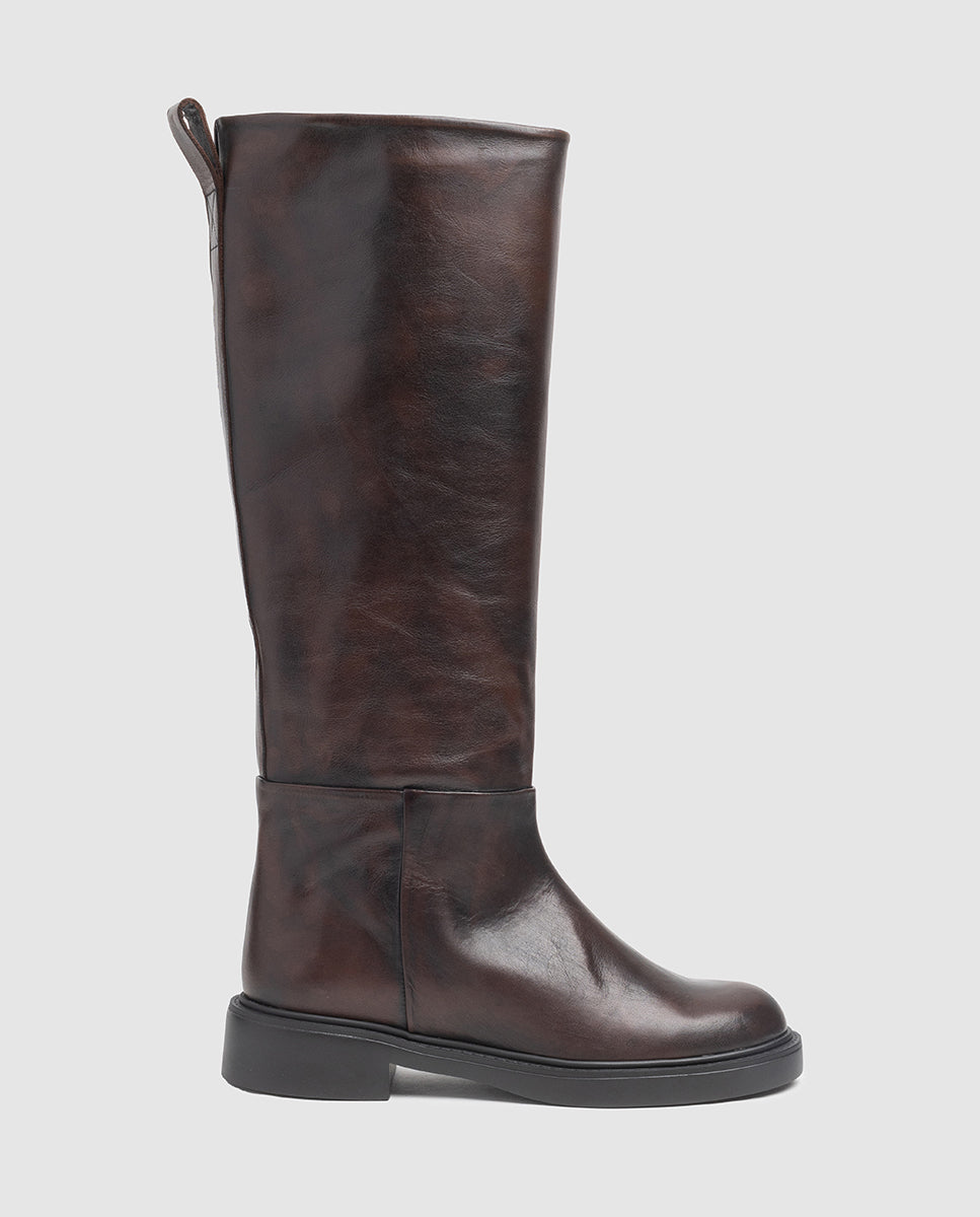 Imagen 0 de Botas planas de mujer en serraje en caoba Caoba