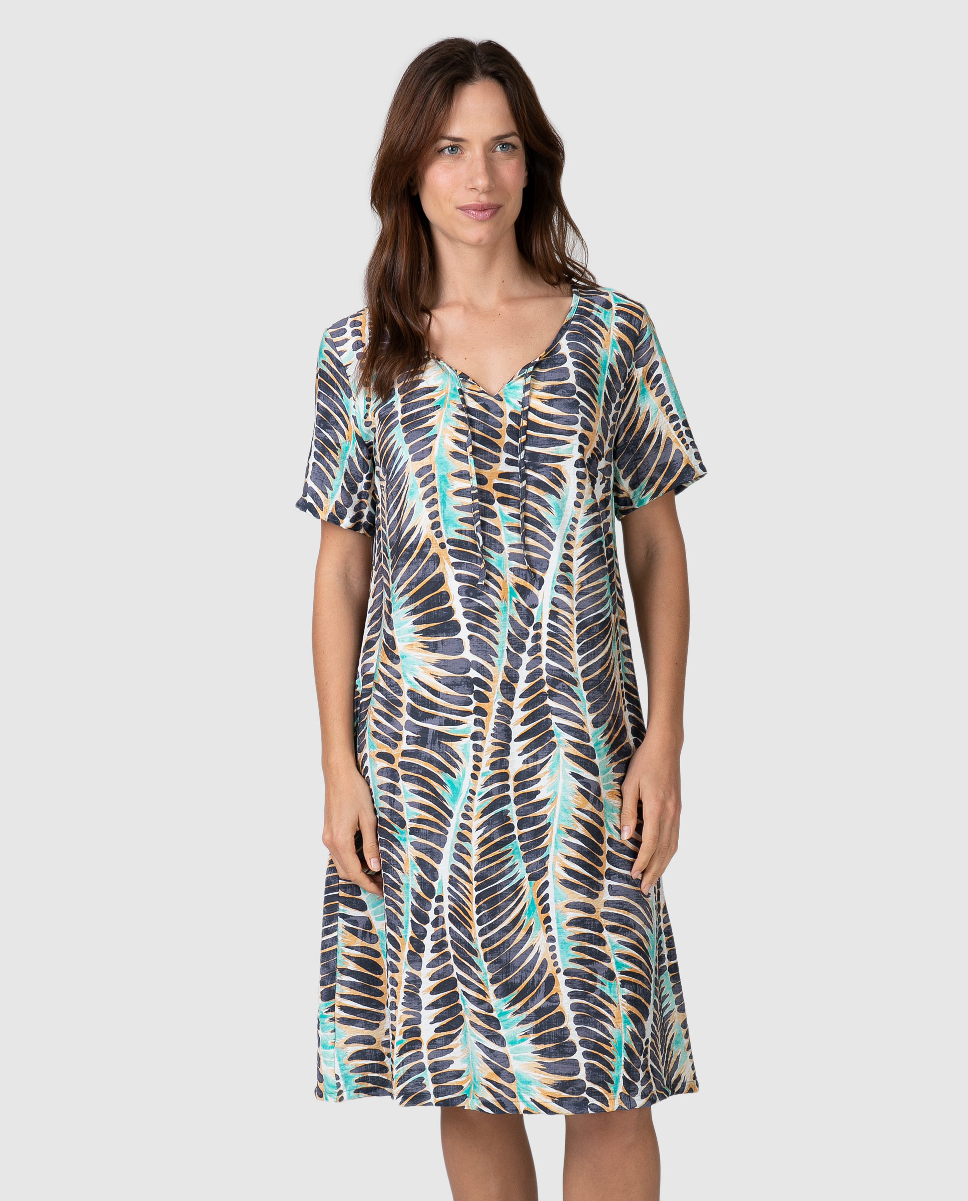 Massana - Vestido de playa corto de manga corta caída con estampado floral.