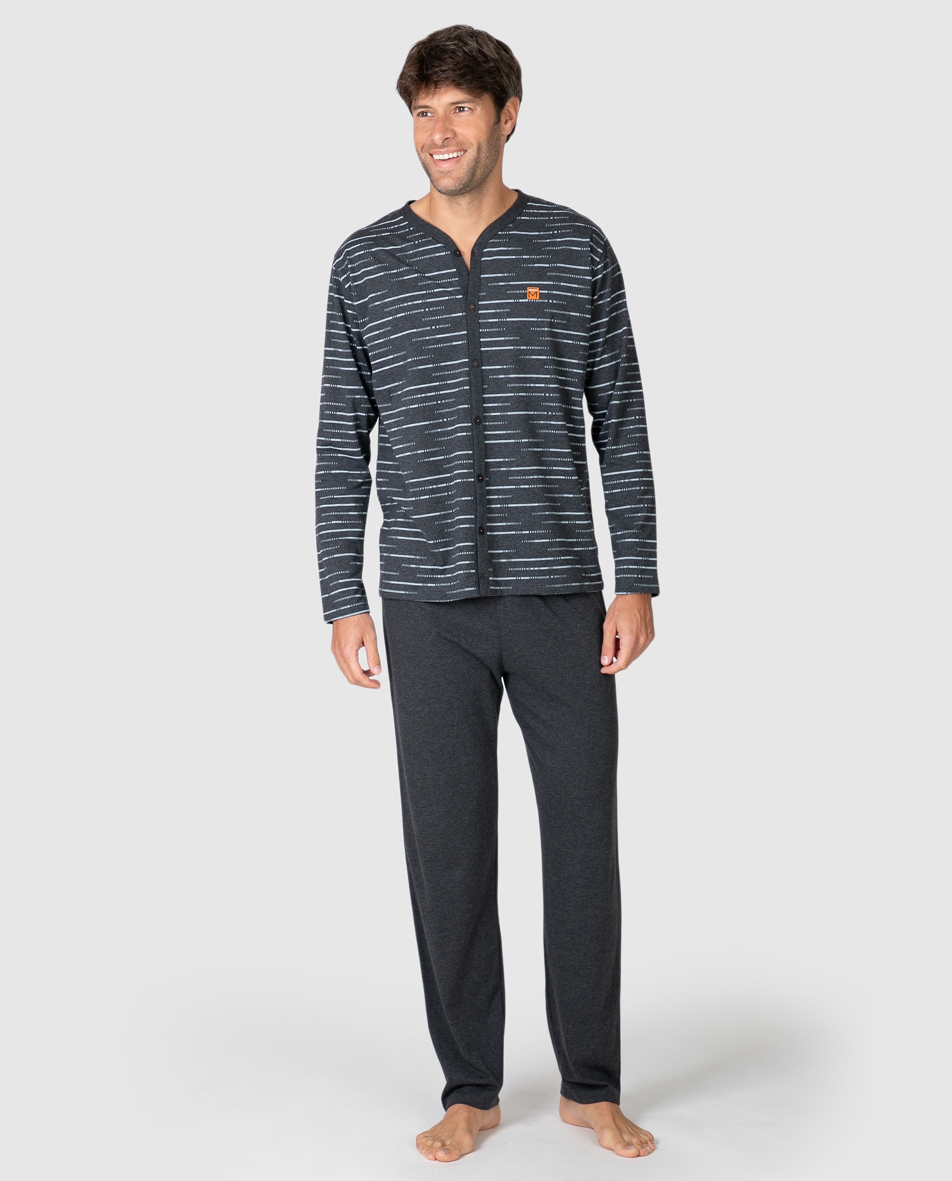Imagen 0 de Pijama largo de hombre de manga larga con frontal abotonado Gris oscuro