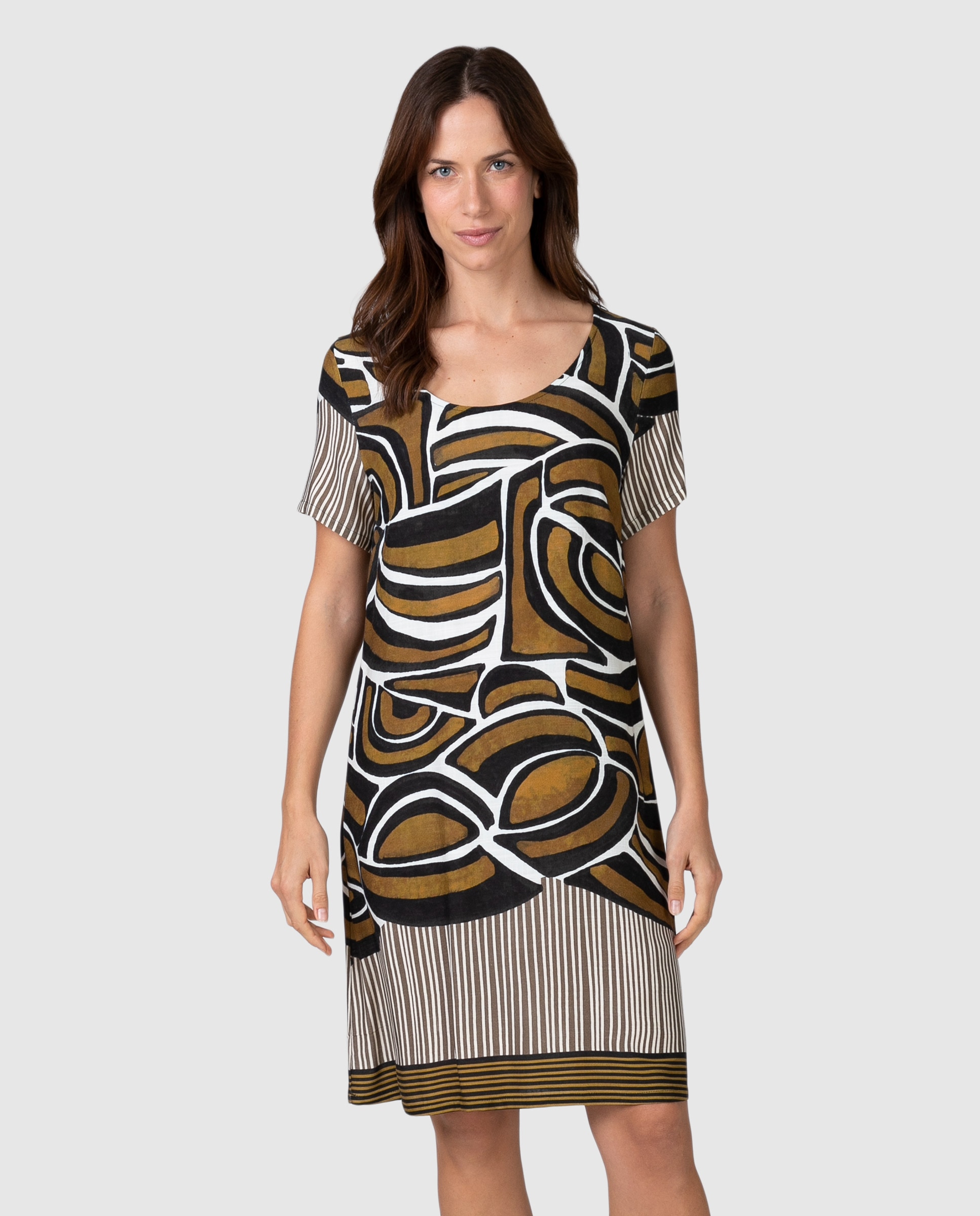 Massana - Vestido de playa corto con estampado geométrico.