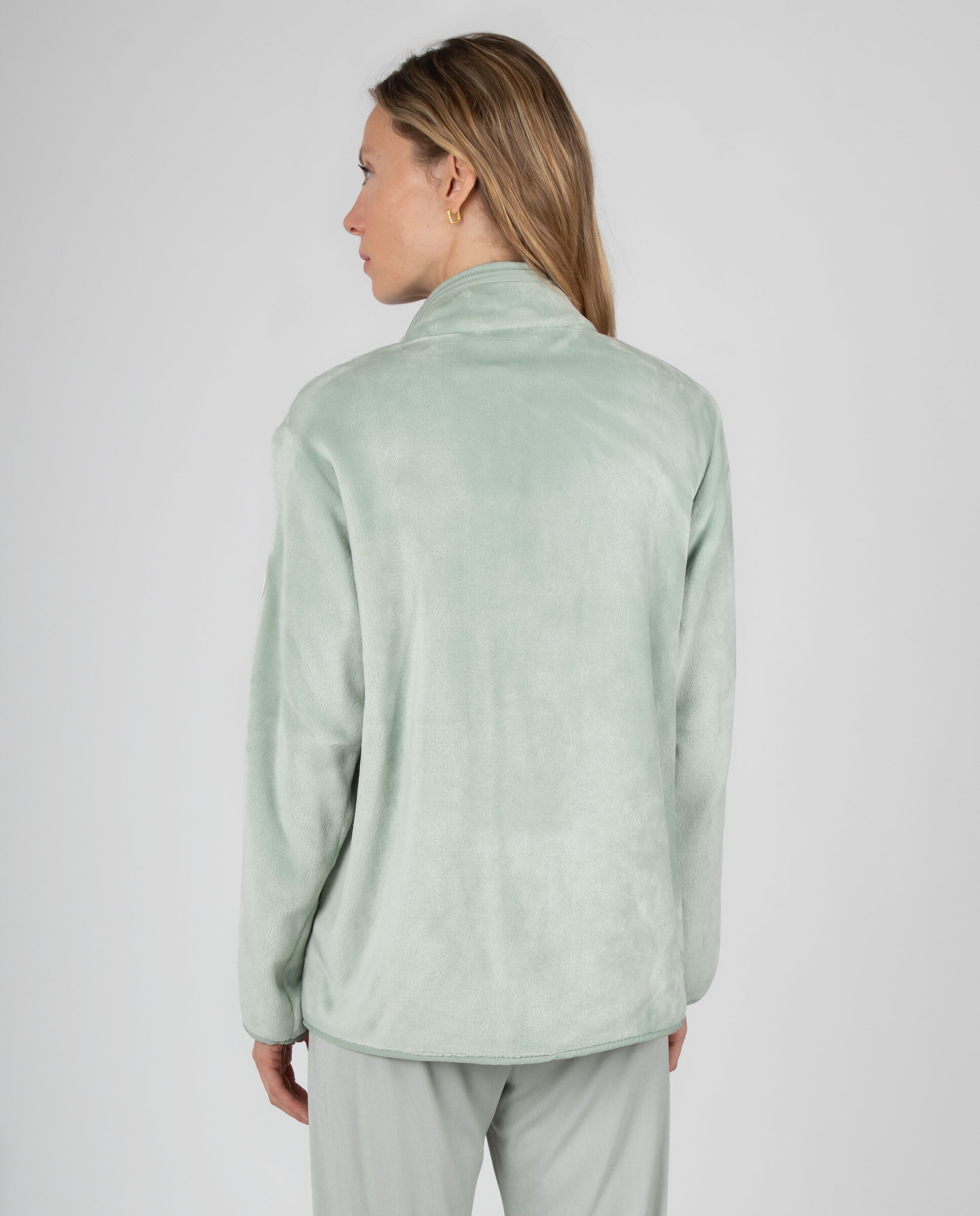Bata corta de mujer en tejido polar liso con cremallera, bolsillo de pecho y bolsillos laterales - Massana - Verde Verde-2