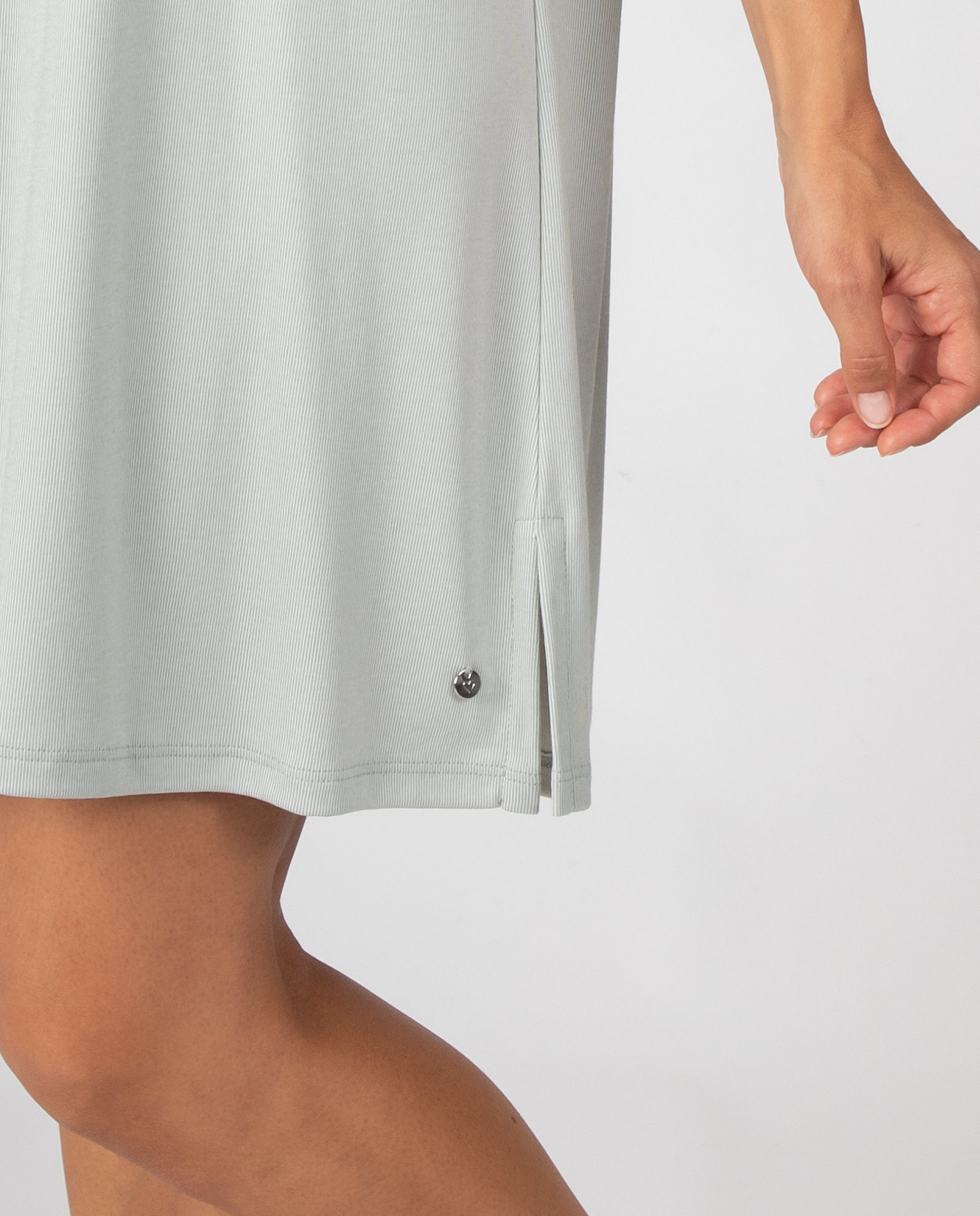 Camisón de mujer liso de manga corta con ribete de encaje y tapeta de botones - Massana - Gris Gris-3