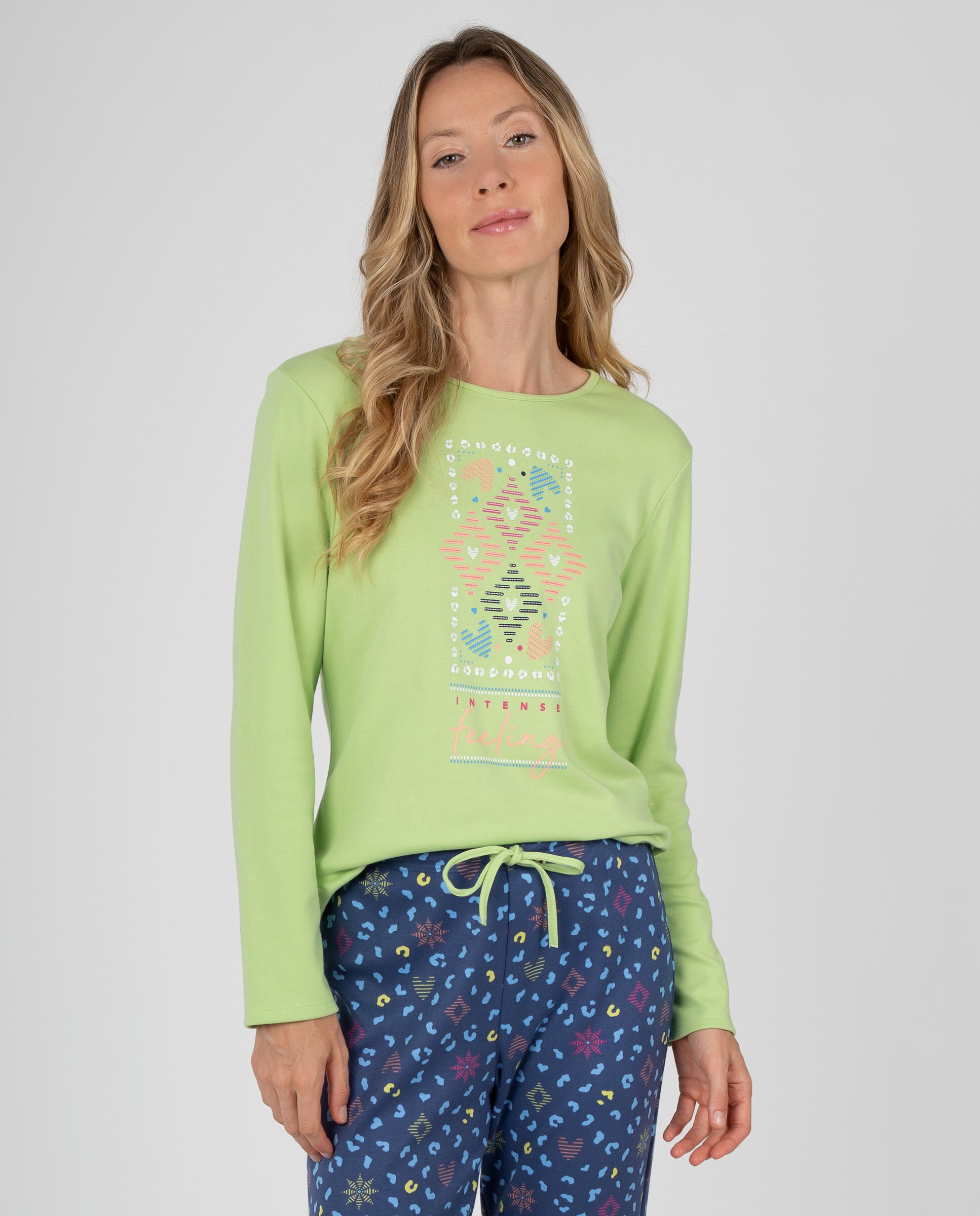 Pijama de mujer de manga larga con diseño gráfico frontal y pantalón estampado - Massana - Lima Lima-3