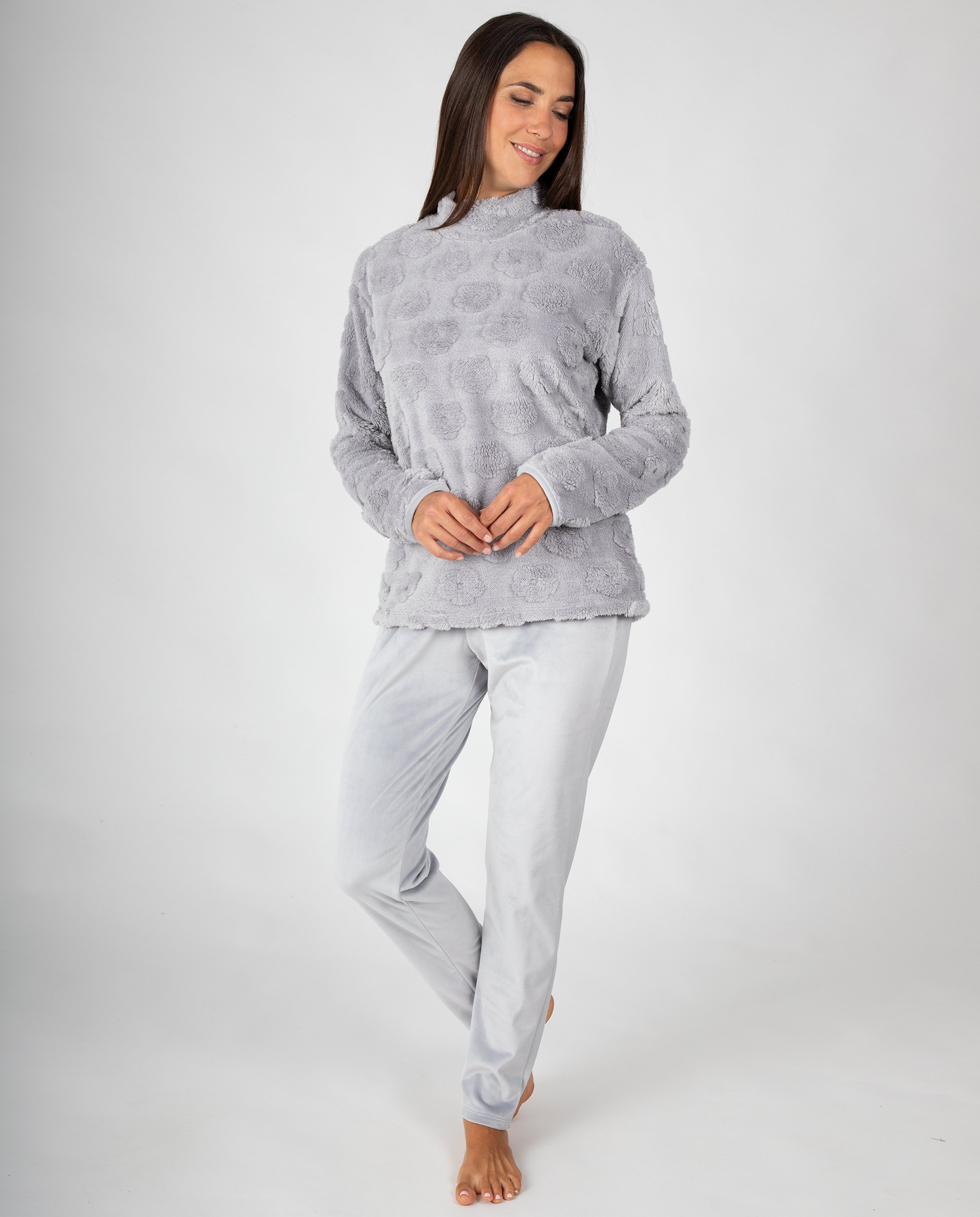 Pijama de mujer de manga larga con tejido de relieve floral y pantalón liso - Massana - Gris Gris-1