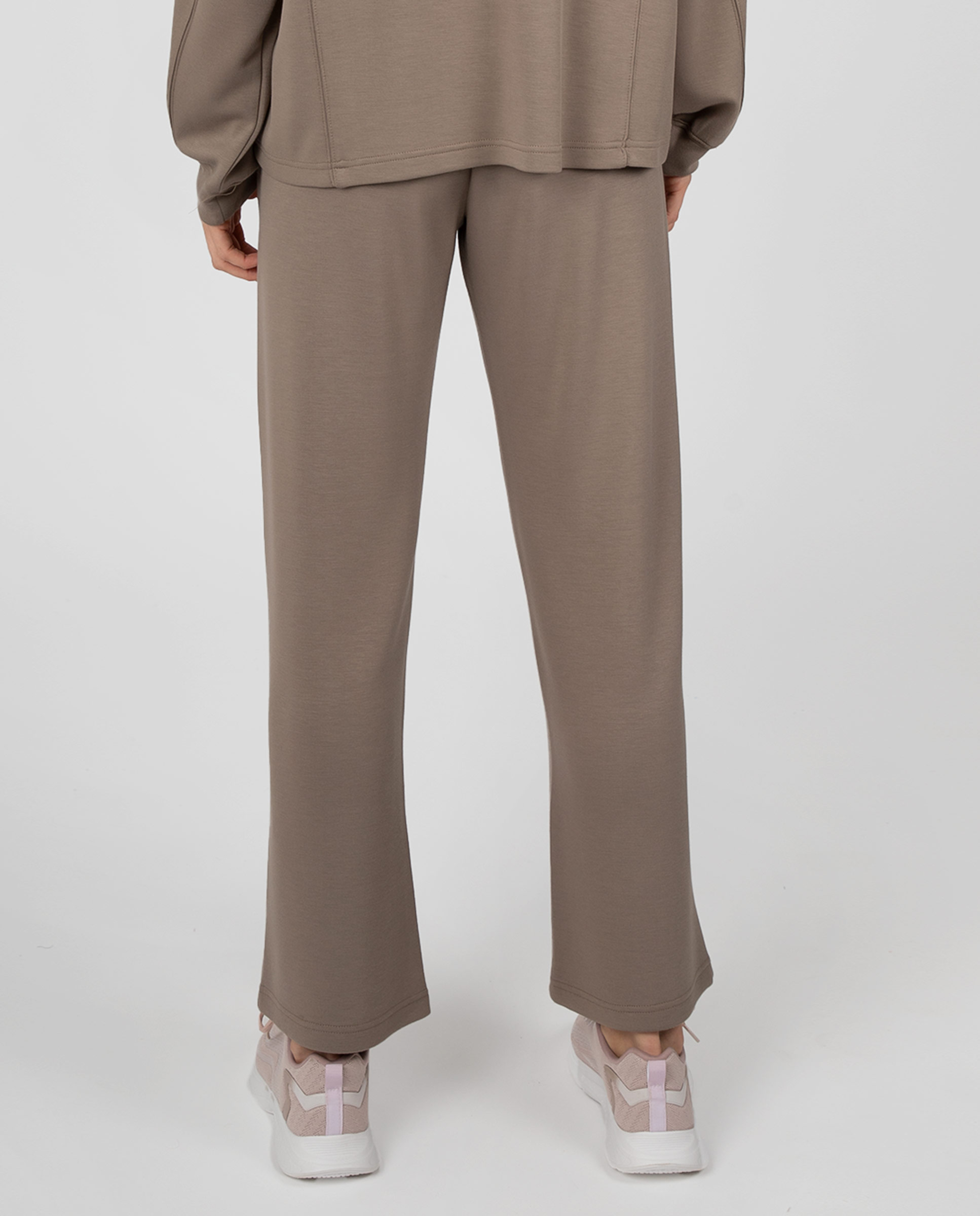 Pantalón de chándal de mujer liso con diseño amplio y bolsillos - Massana - Visón Visón-2