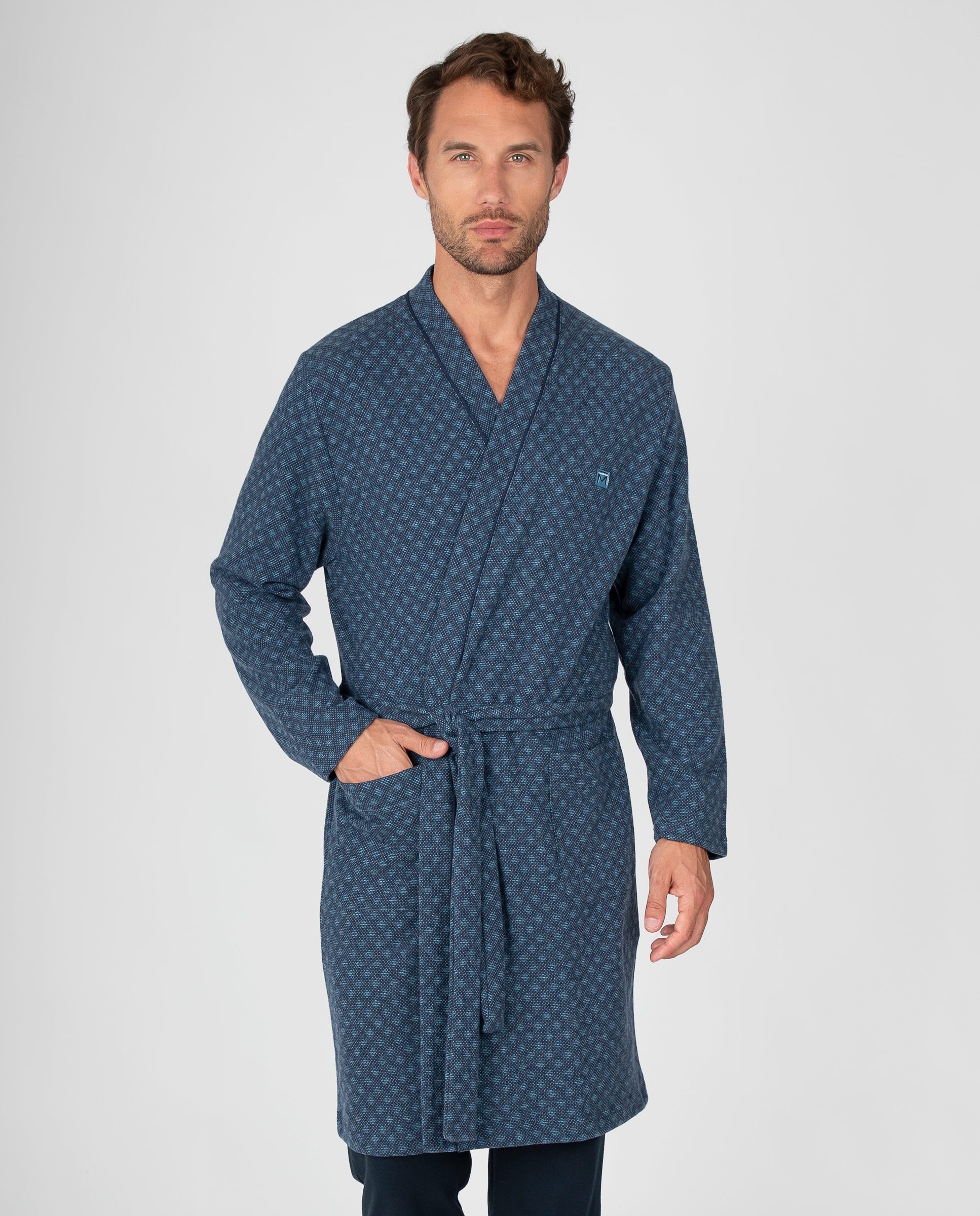 Imagen 1 de Bata larga de hombre cruzada con estampado de pequeños motivos y bolsillos laterales Azul
