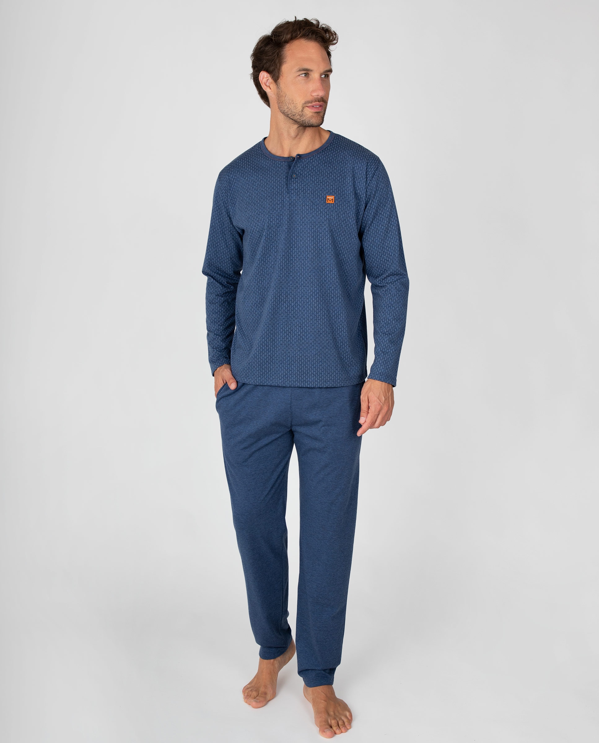 Imagen 0 de Pijama de hombre con tapeta de botones y pantalón liso con puños Azul