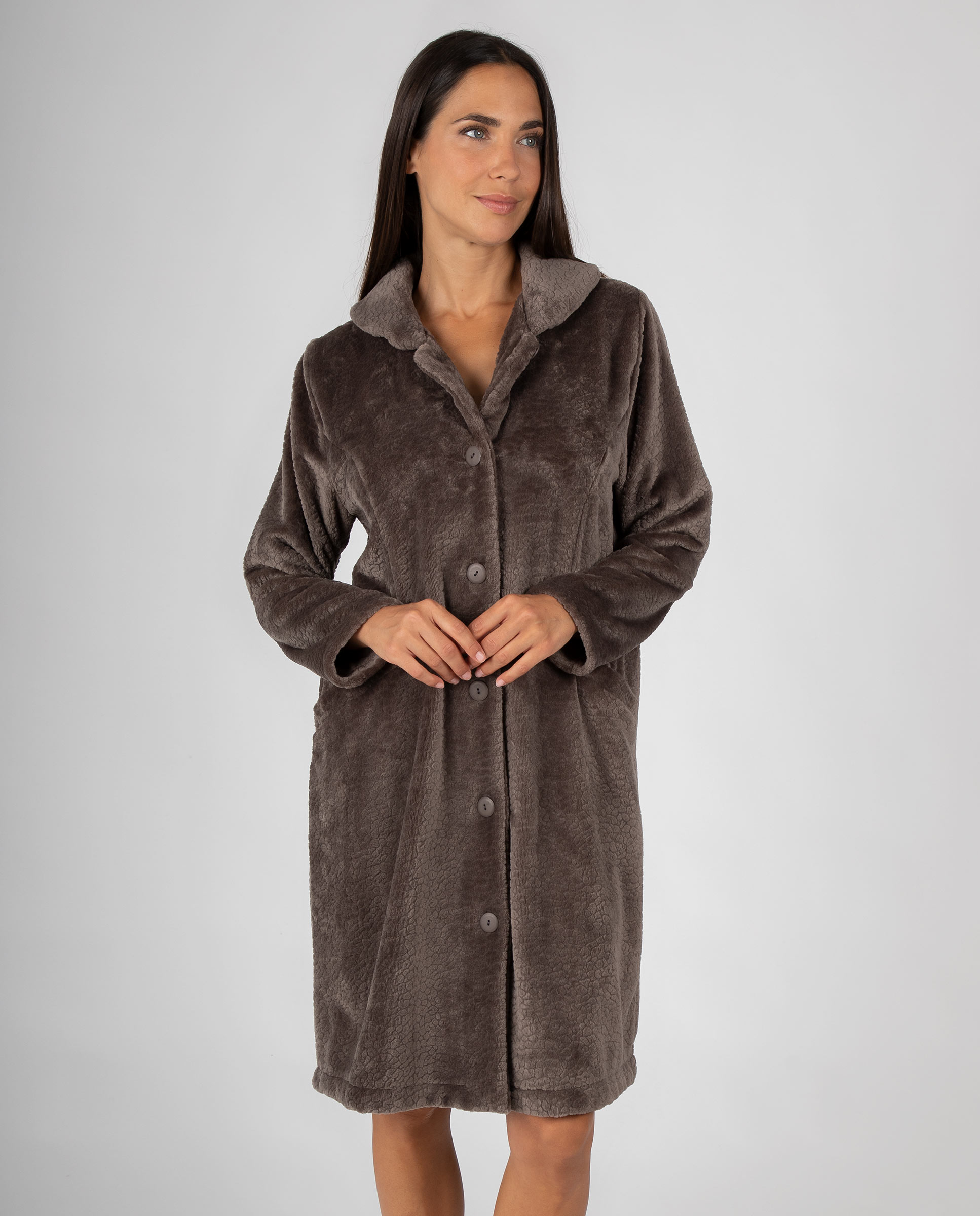 Bata larga de mujer en tejido polar texturizado con botones y bolsillos laterales - Massana - Marrón chocolate Marrón chocolate-1