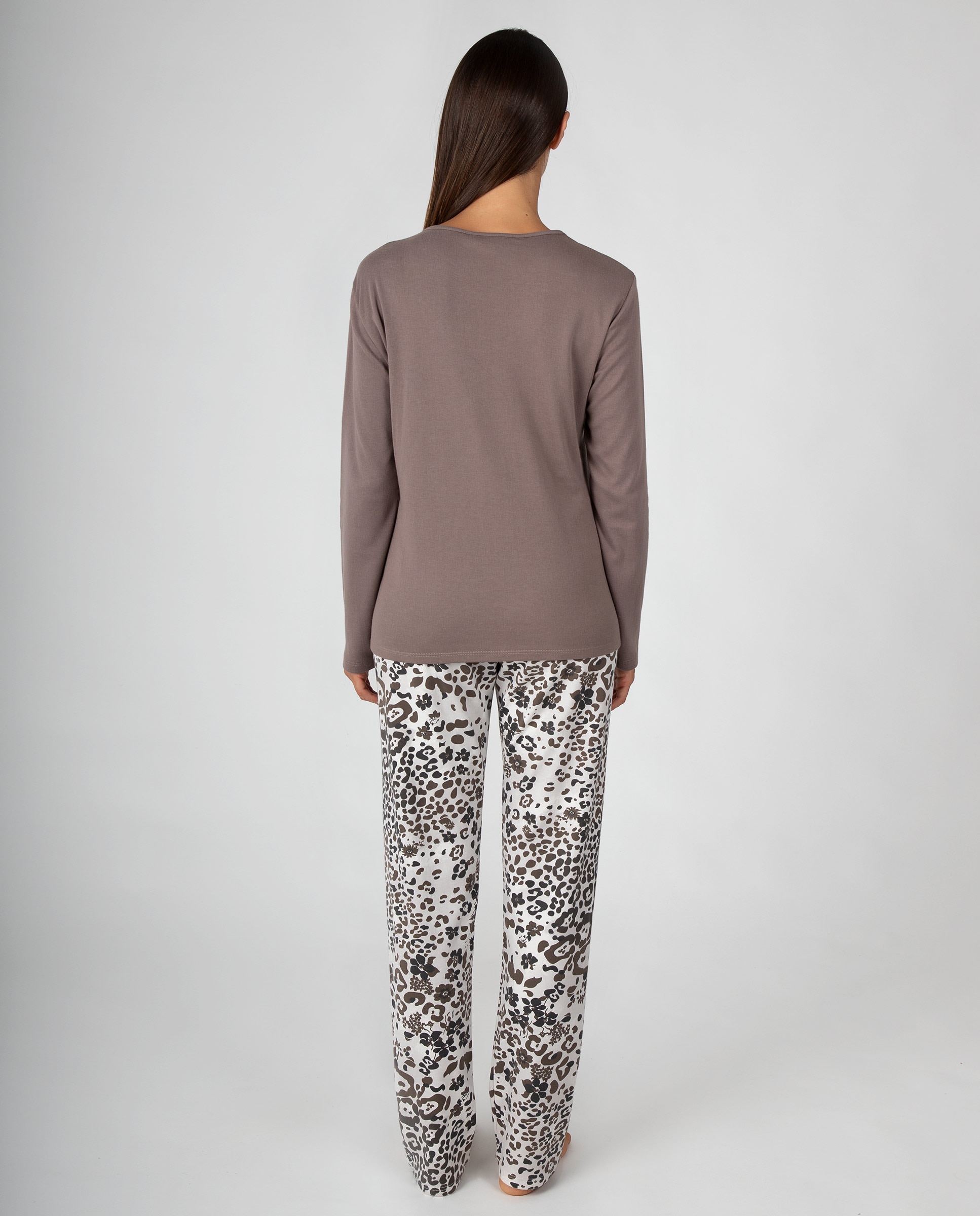 Pijama de mujer de manga larga con diseño floral y animal print y pantalón largo estampado - Massana - Marrón chocolate Marrón chocolate-2