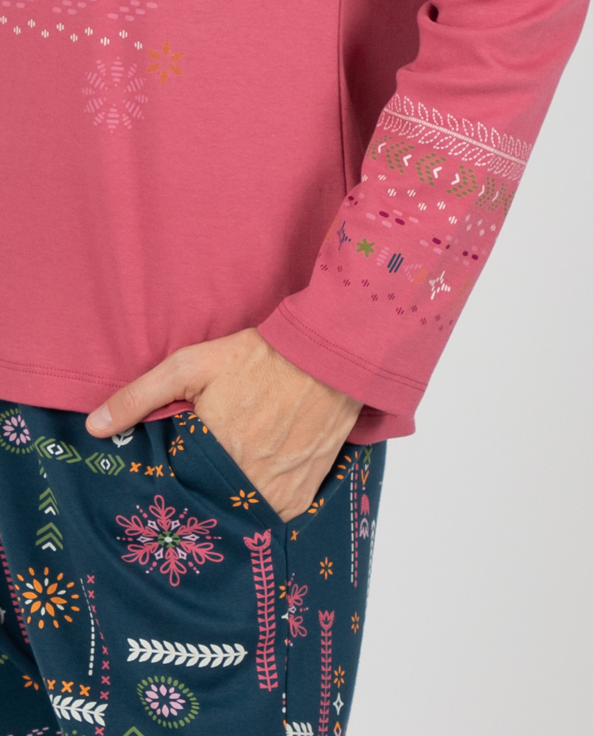 Pijama de mujer de manga larga con diseño gráfico frontal y pantalón estampado - Massana - Rosa Rosa-4