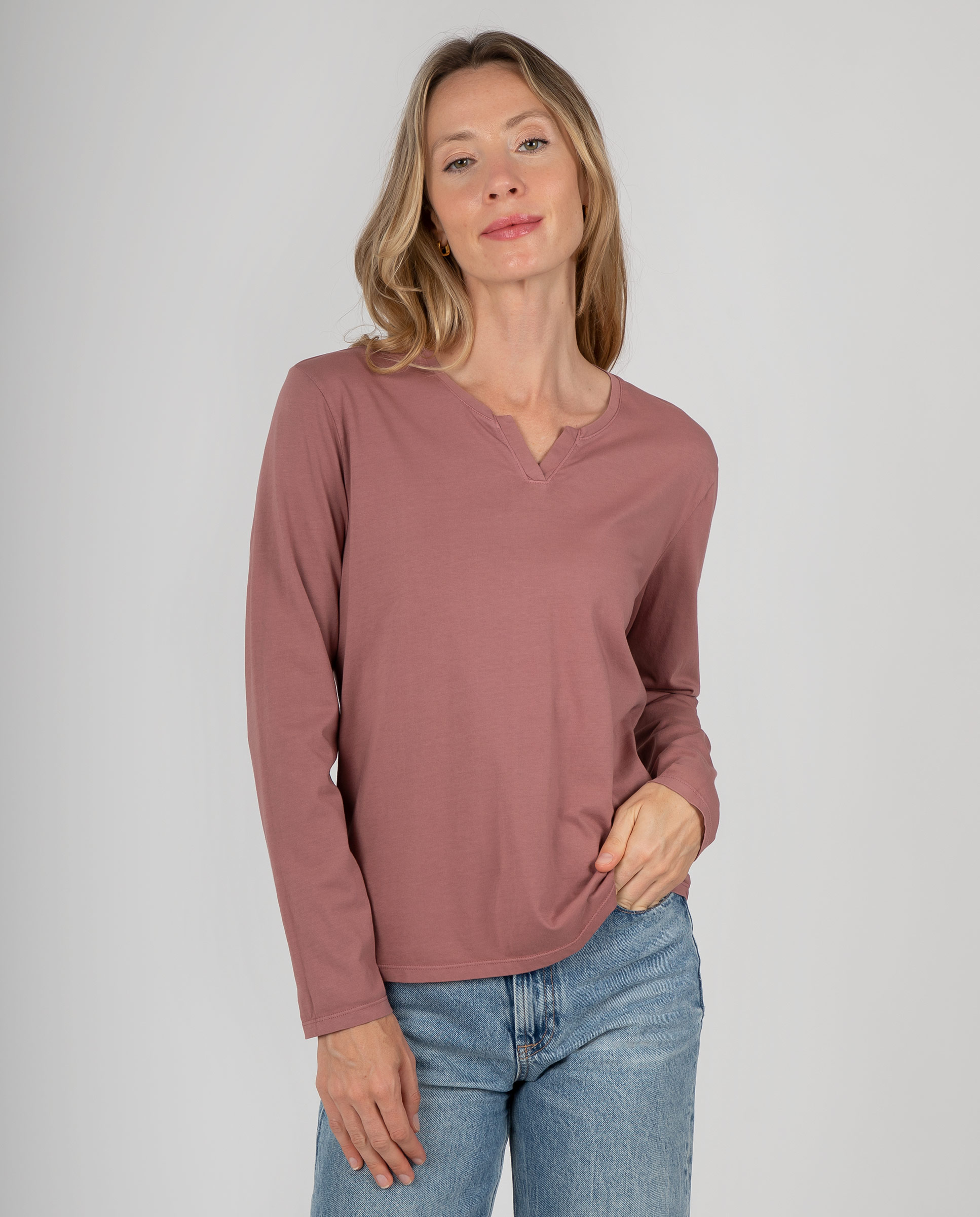 Camiseta básica de mujer con escote abierto pico - Massana - Rosa Rosa-1